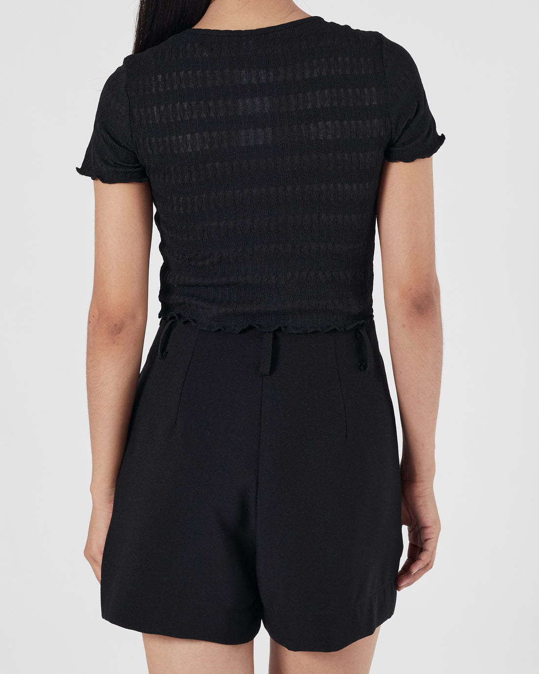 UNI Ruffle Lady Black T-Shirt 11.90