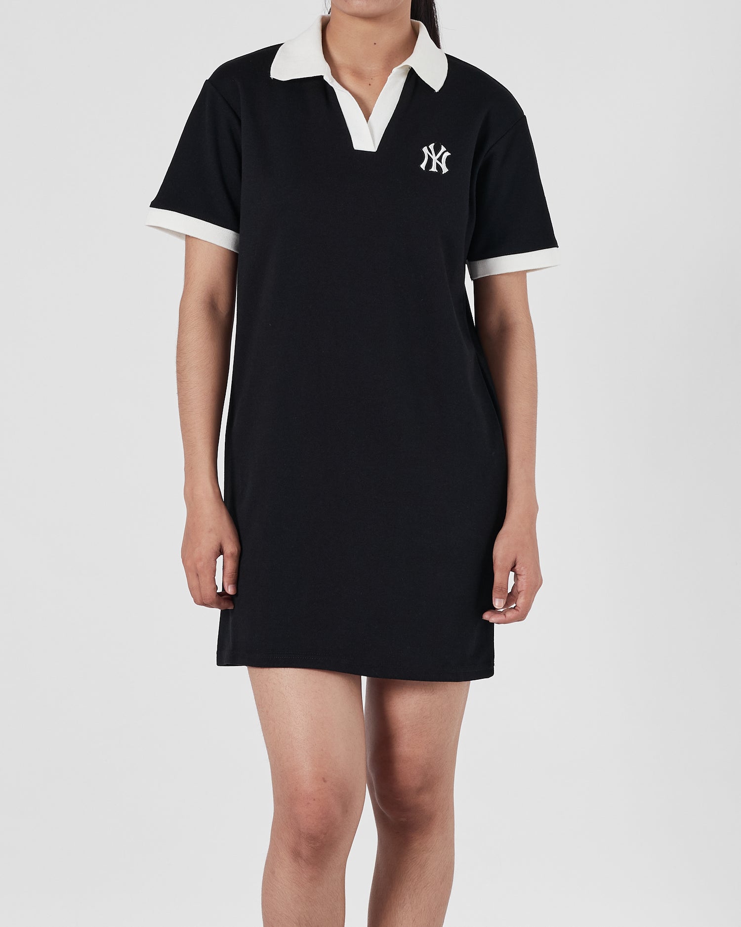 MLB NY Embroidered Lady Black Polo Dress 25.90