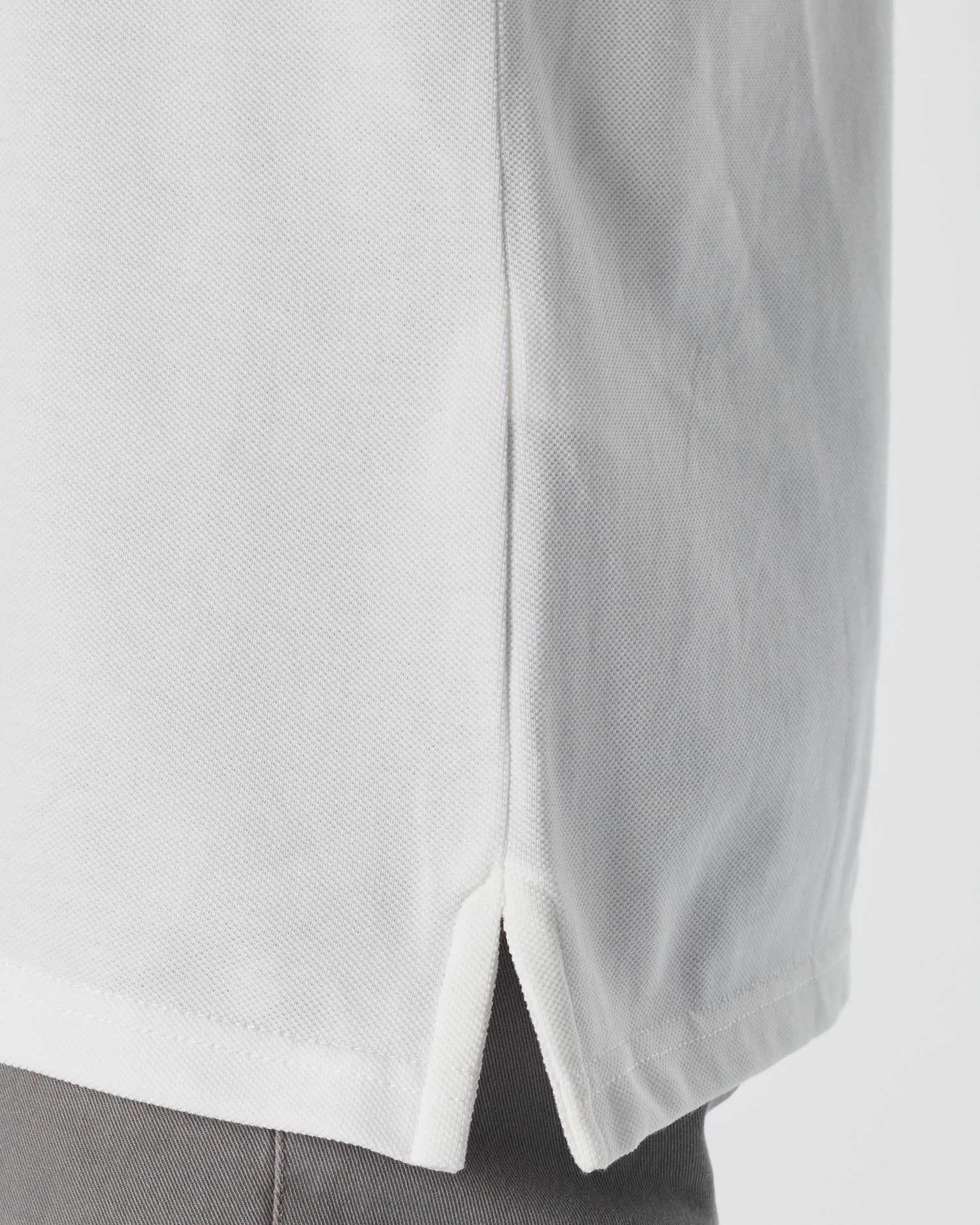 LAC Plain Color Men White Polo Shirt 22.90