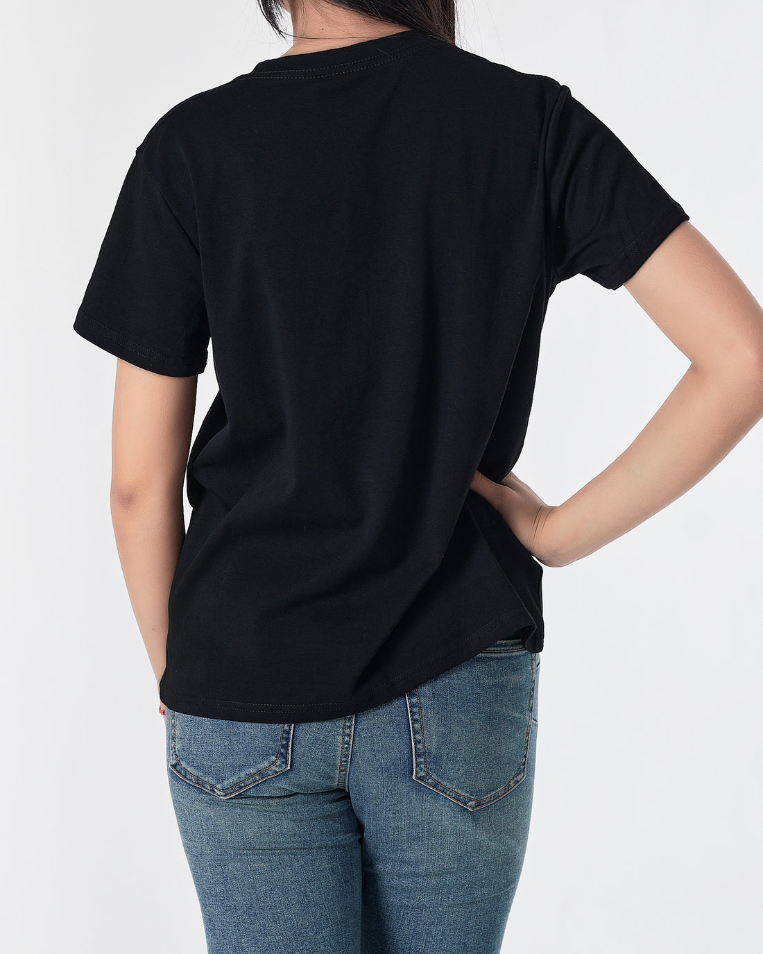 MIU Rhinestone Dripping Chain Lady Black T-Shirt 28.90