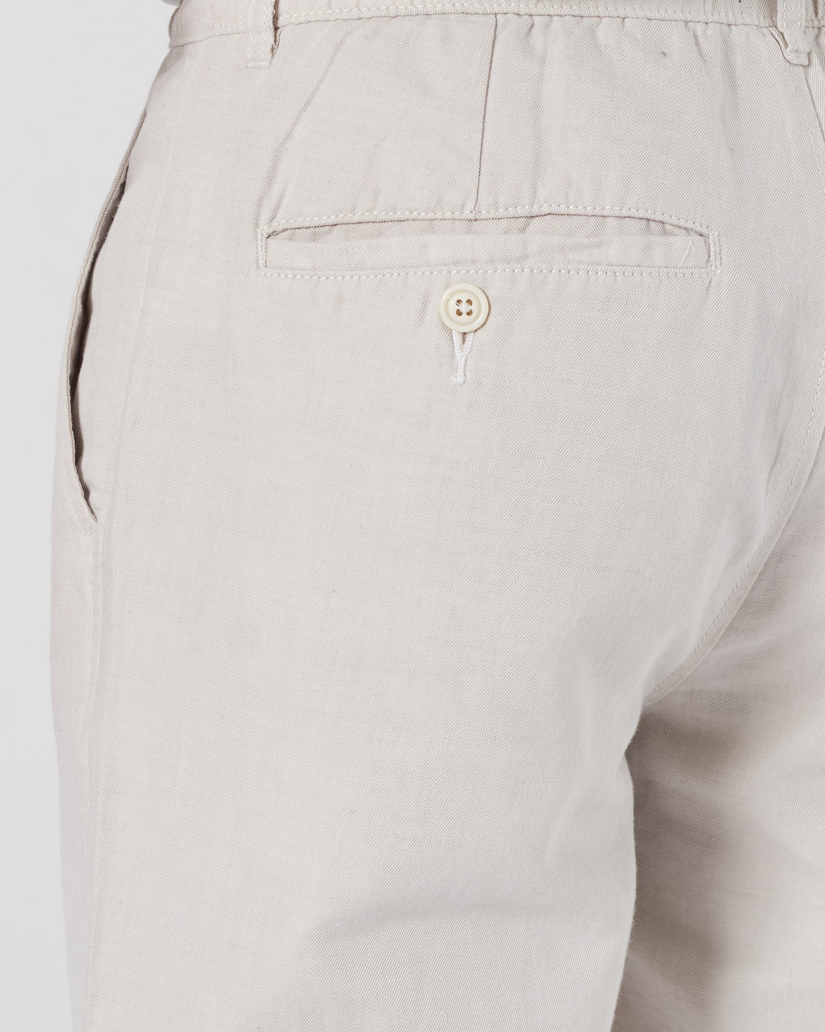 GAP Men Cotton Cream Pants 24.90