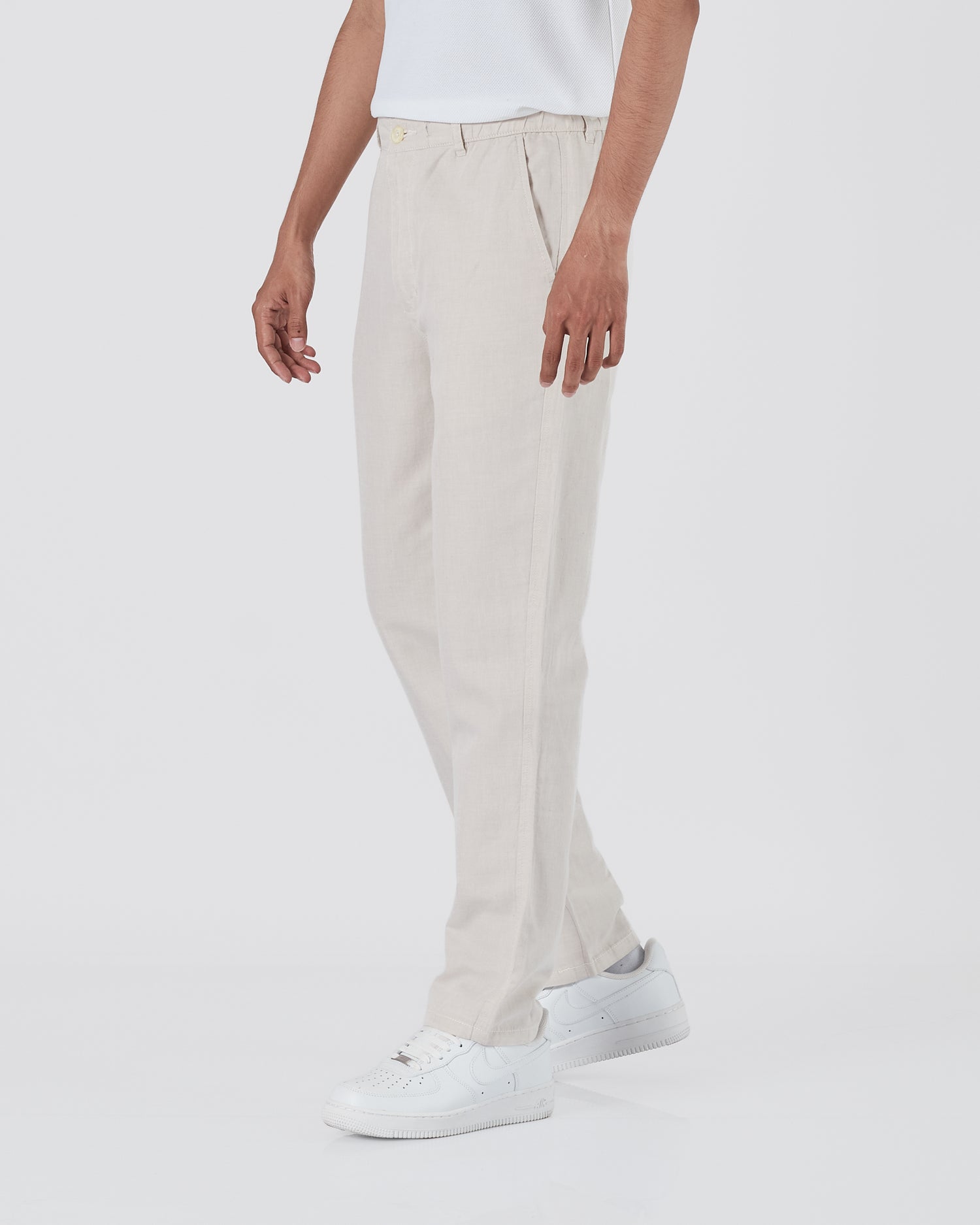 GAP Men Cotton Cream Pants 24.90