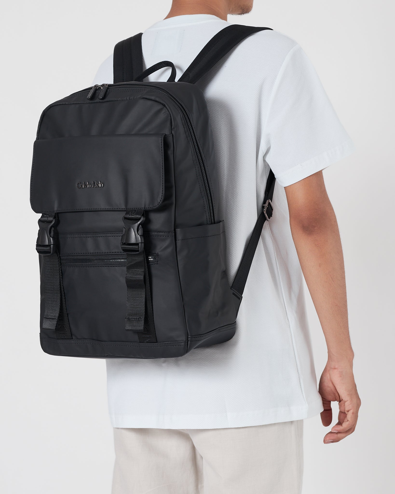 CK  Backpack 44.90