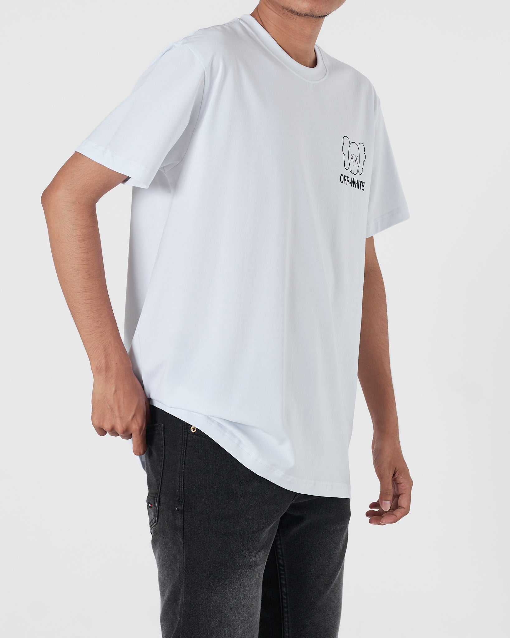 OW X Kaws Men White T Shirt 17.90