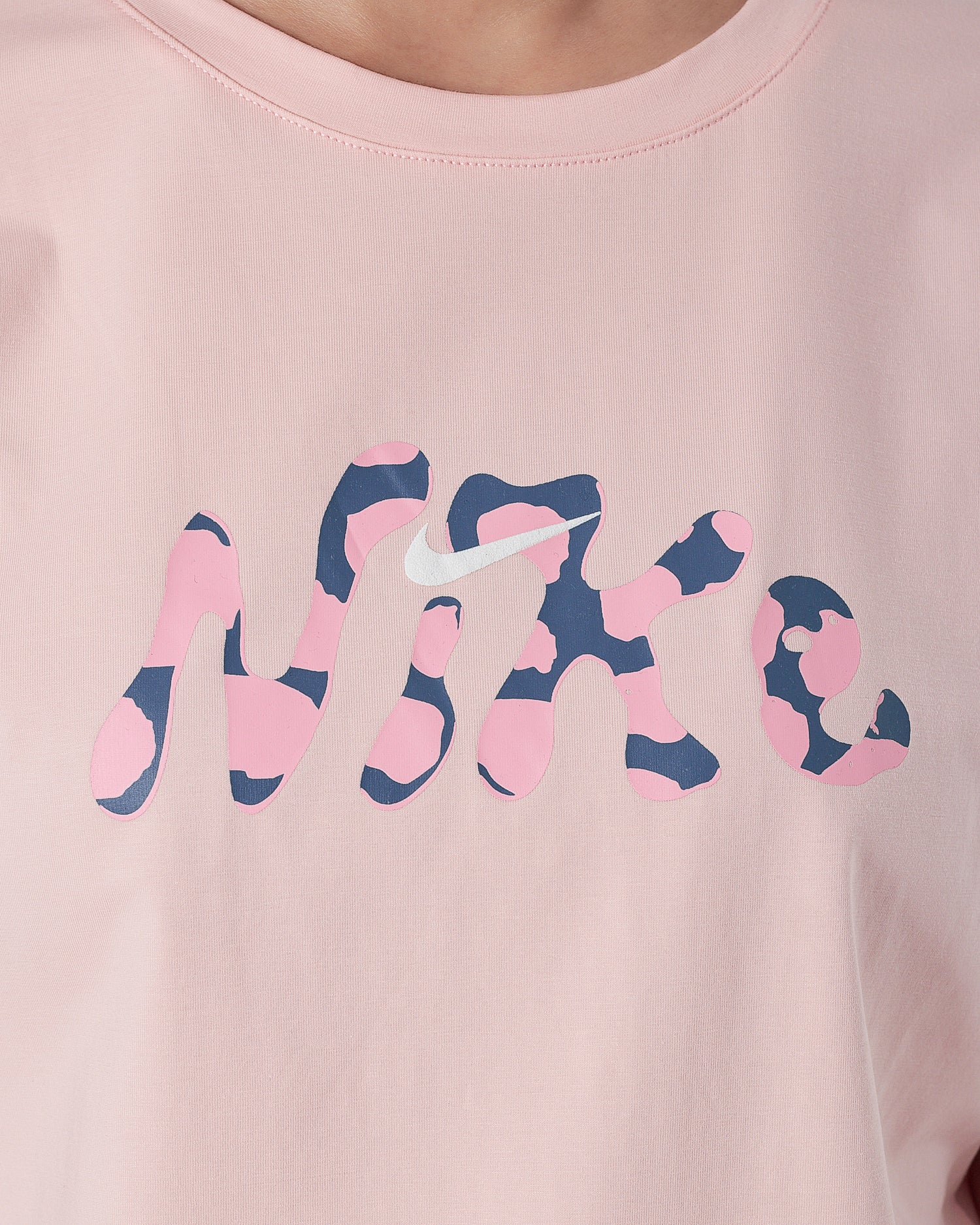 NIK Graffiti Logo Lady Pink T-Shirt 13.90