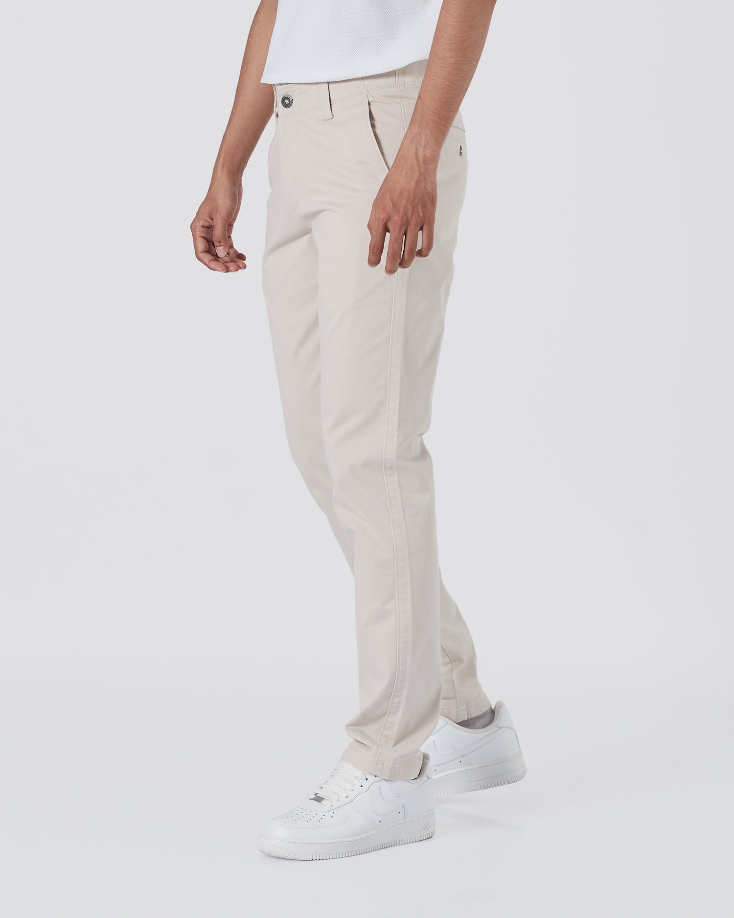 UA Light Cream Men Straight Fit Pants 28.90