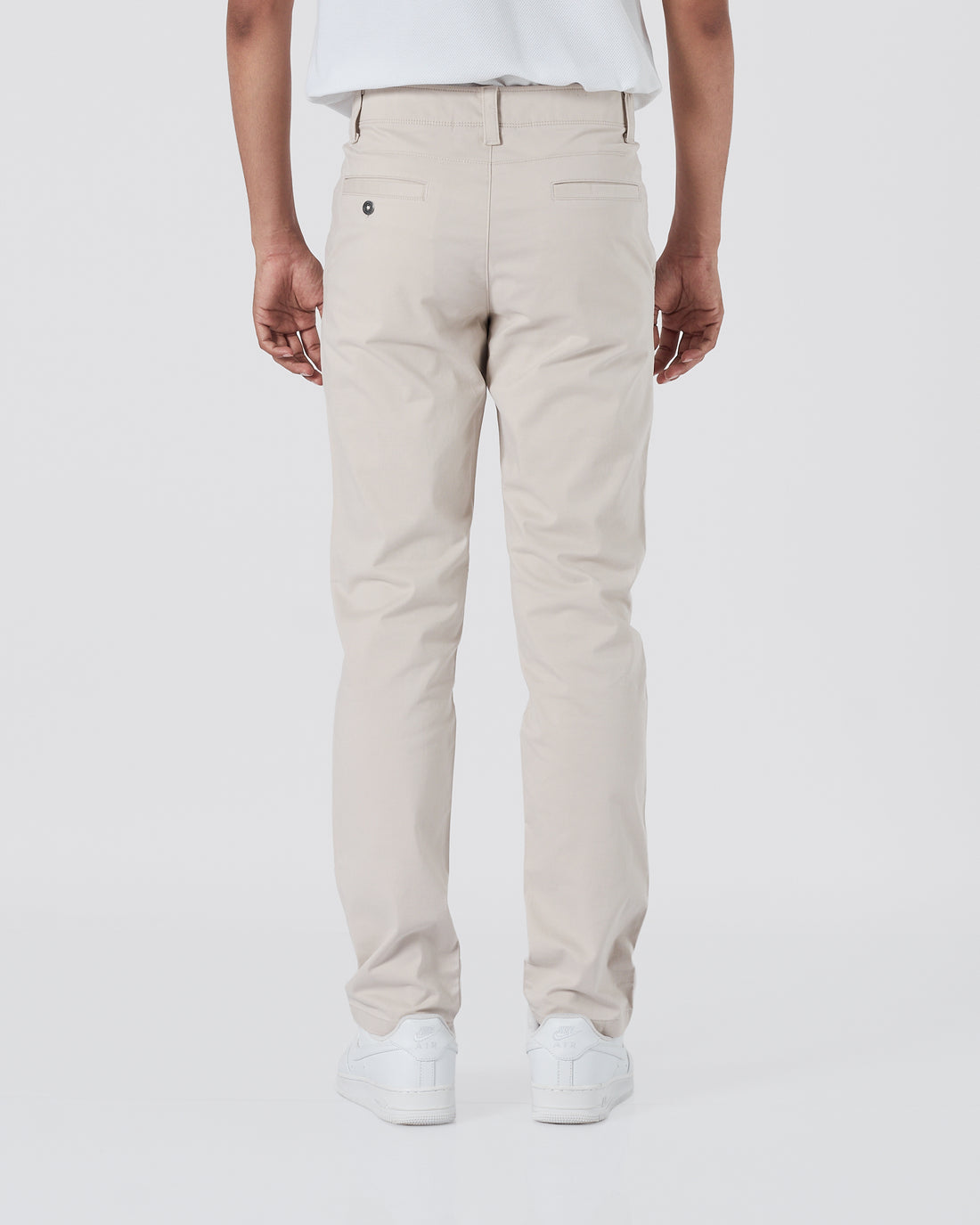 UA Light Cream Men Straight Fit Pants 28.90