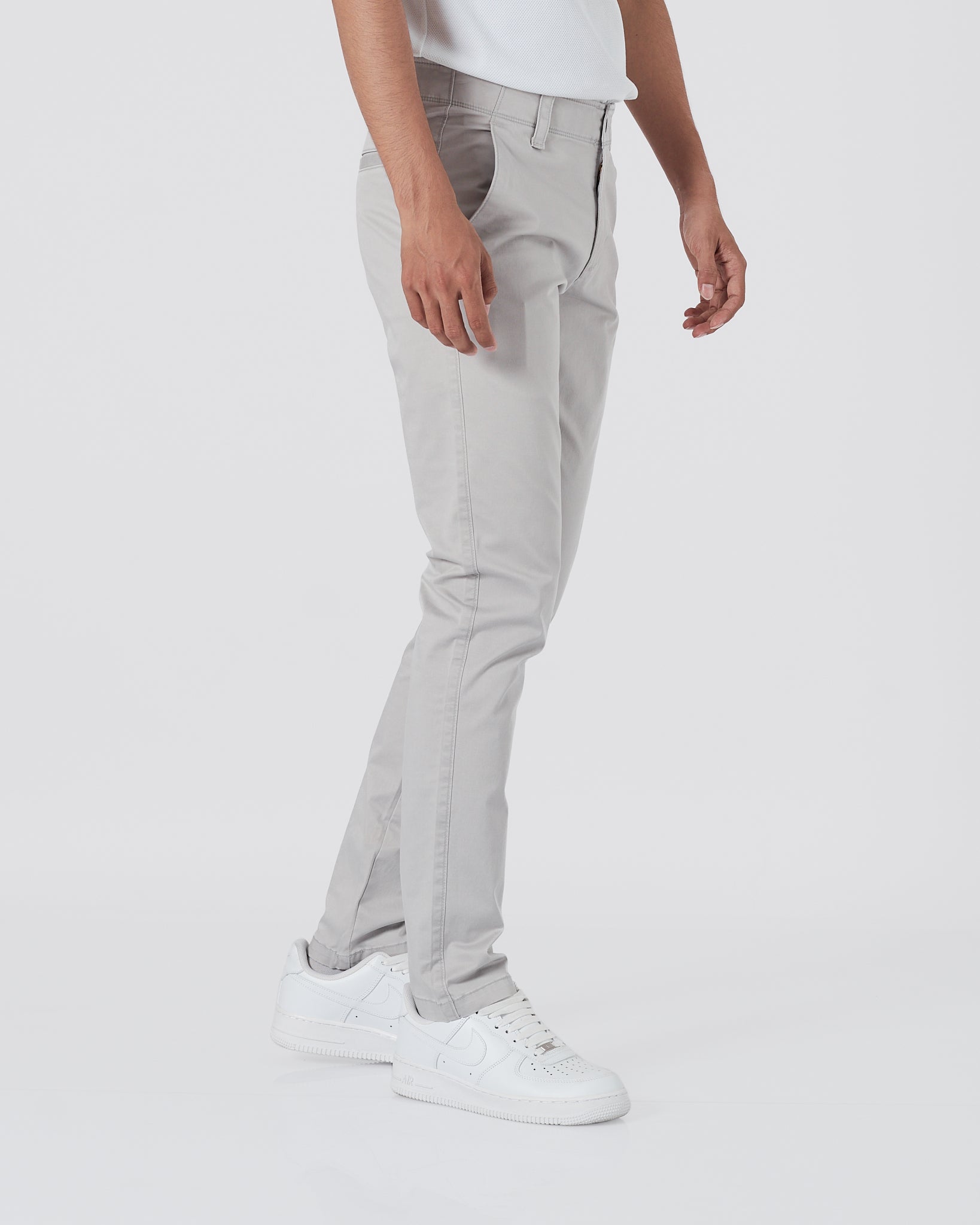 UA Light Cream Men Straight Fit Pants 28.90