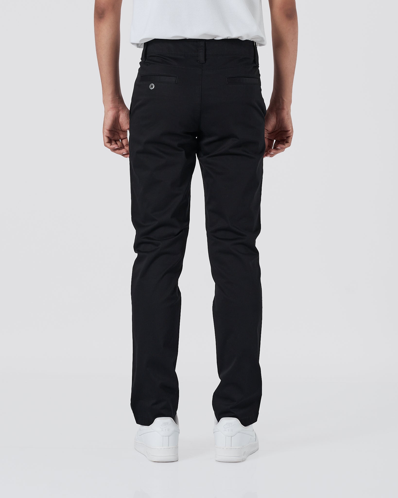 UA Black Men Straight Fit Pants 28.90