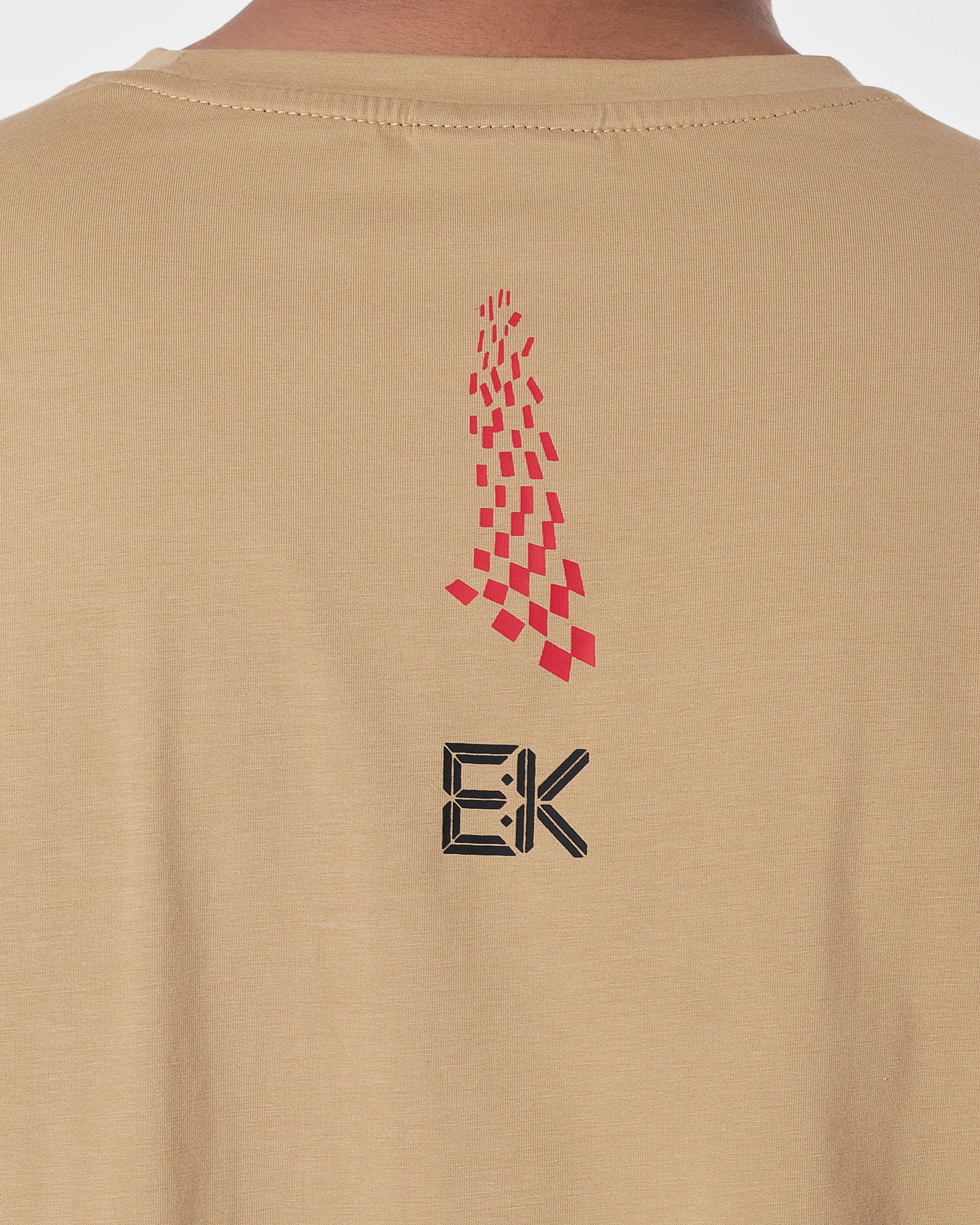 NIK Swooh Logo Printed Men Cream T-Shirt 14.50