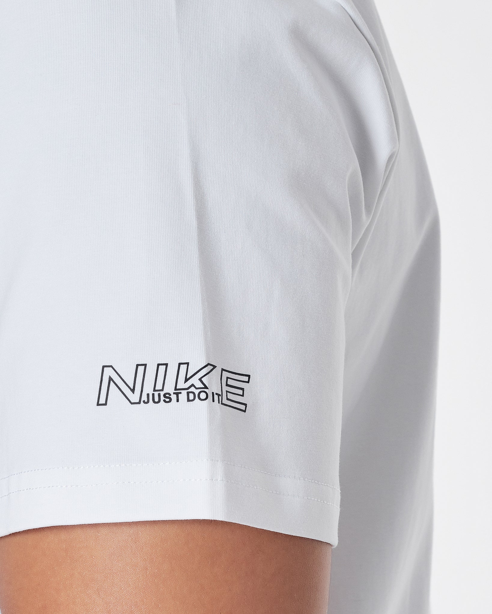 NIK Just Do It Logo Ptinted Men White T-Shirt 13.90