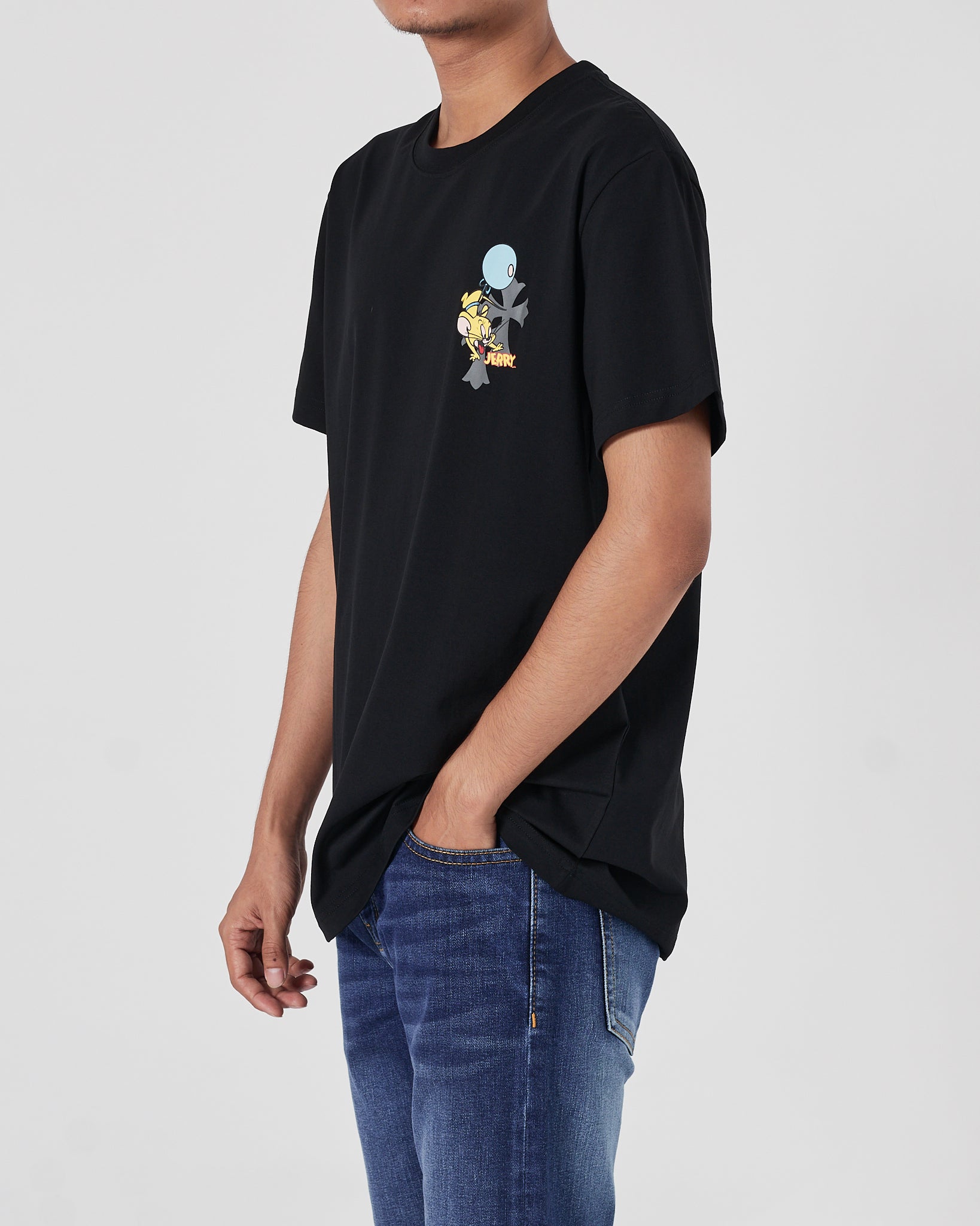 CH X Jerry Printed Men Black T-Shirt 15.90