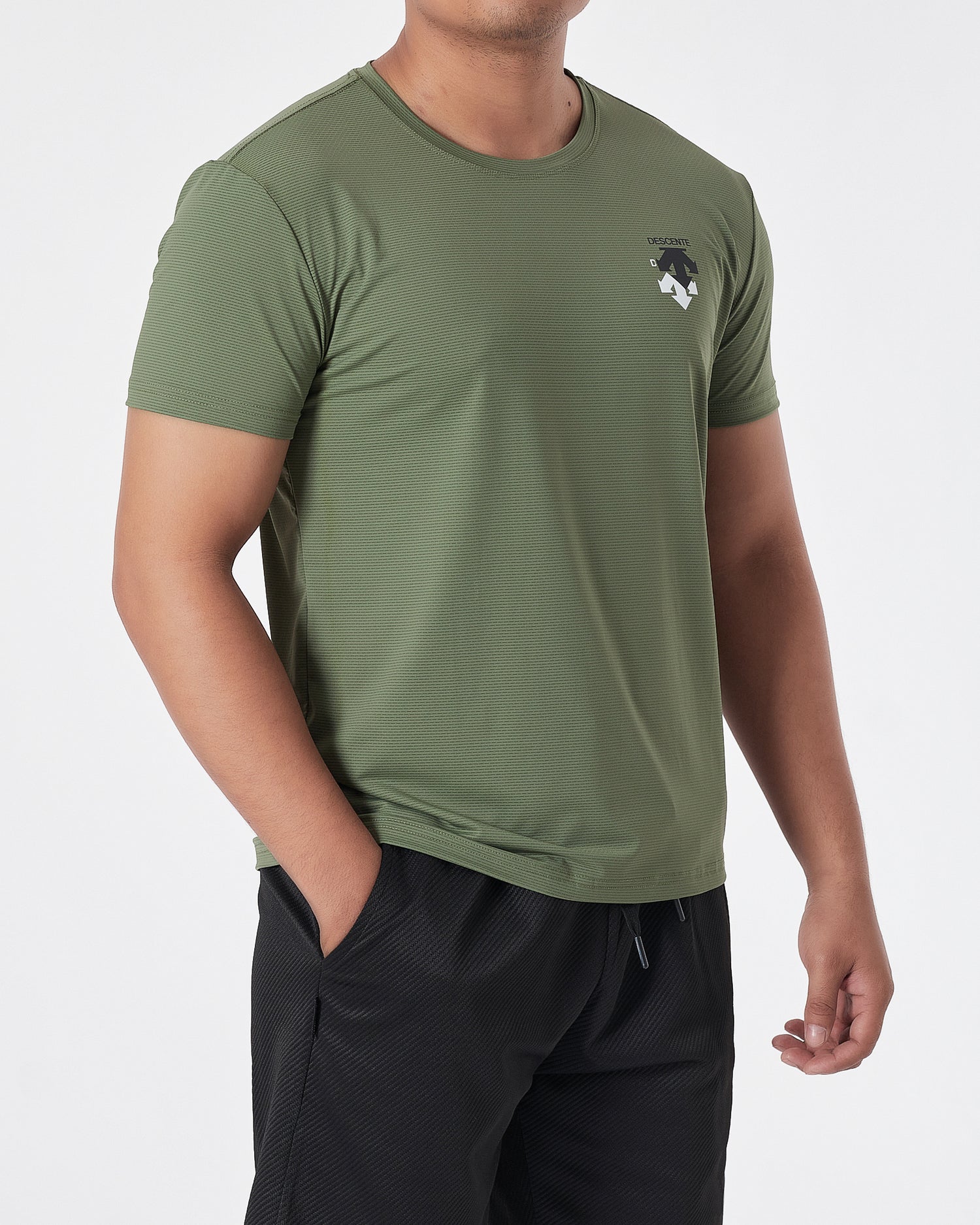 DES Logo Printed Men Green Sport T-Shirt 13.50