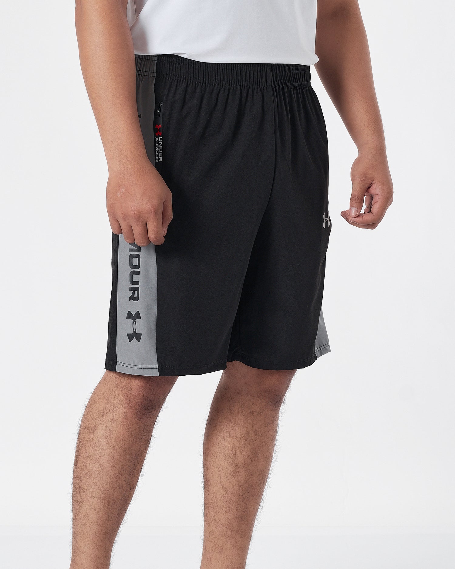 UA Side Striped Logo Vertical Men Black Track Shorts 12.90