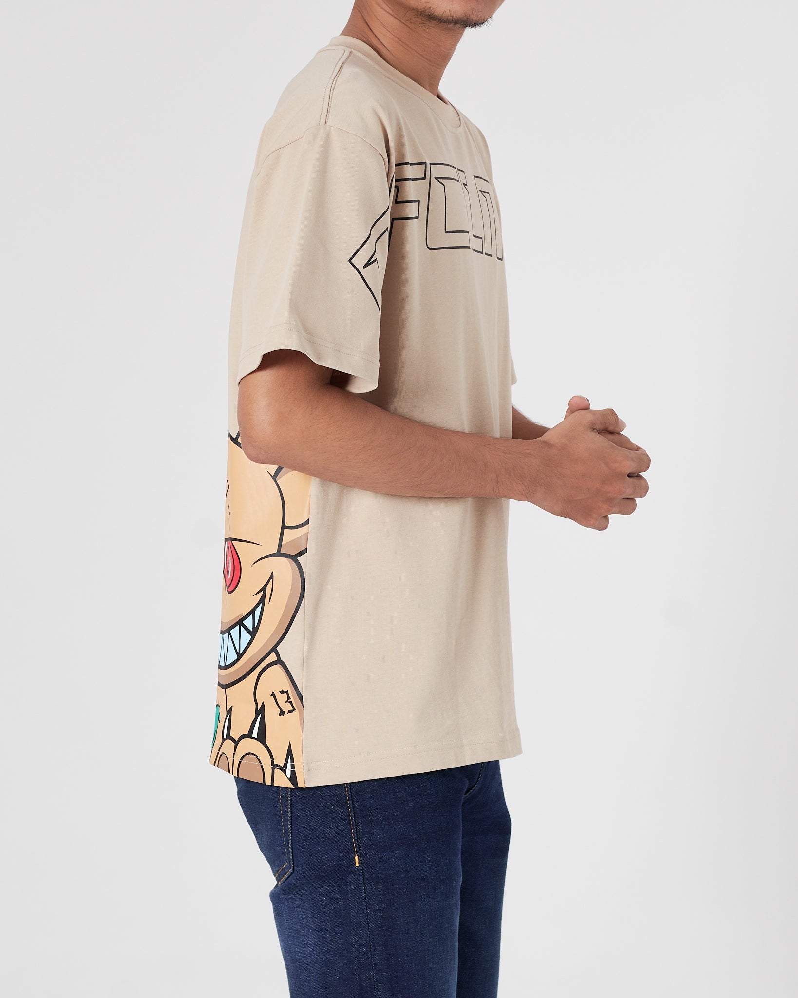 MOI Monster Bear Men Cream T-Shirt 15.90