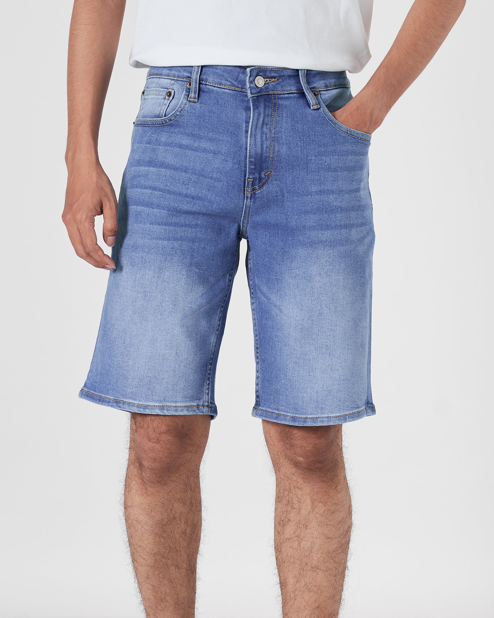 LEV Men Light Blue  Short Jeans 17.90