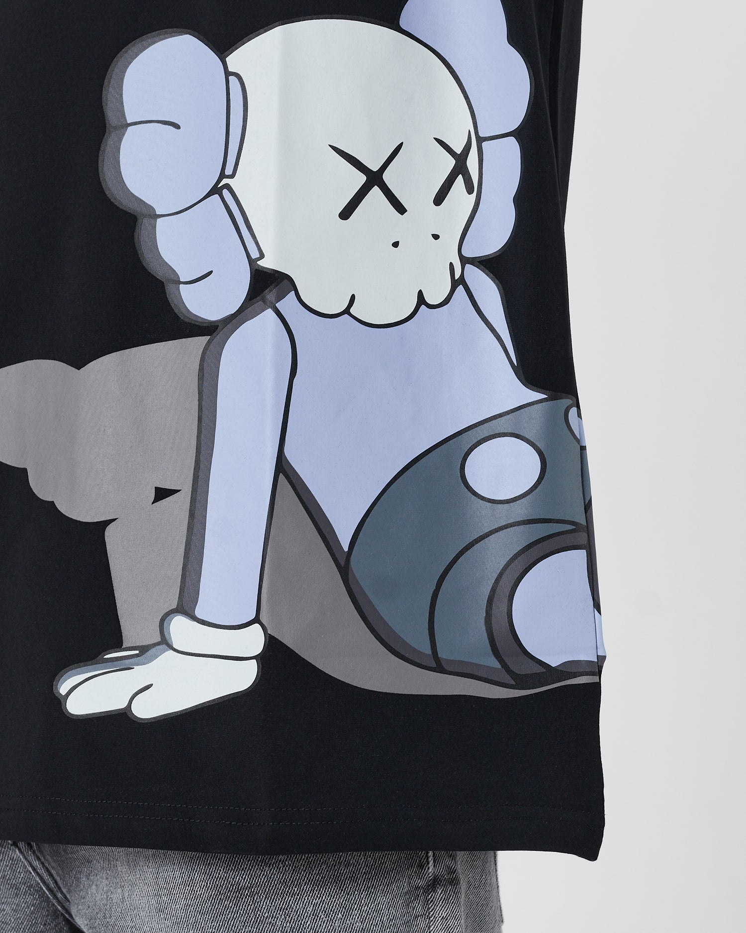 OW X Kaws Men Black T-Shirt 15.90