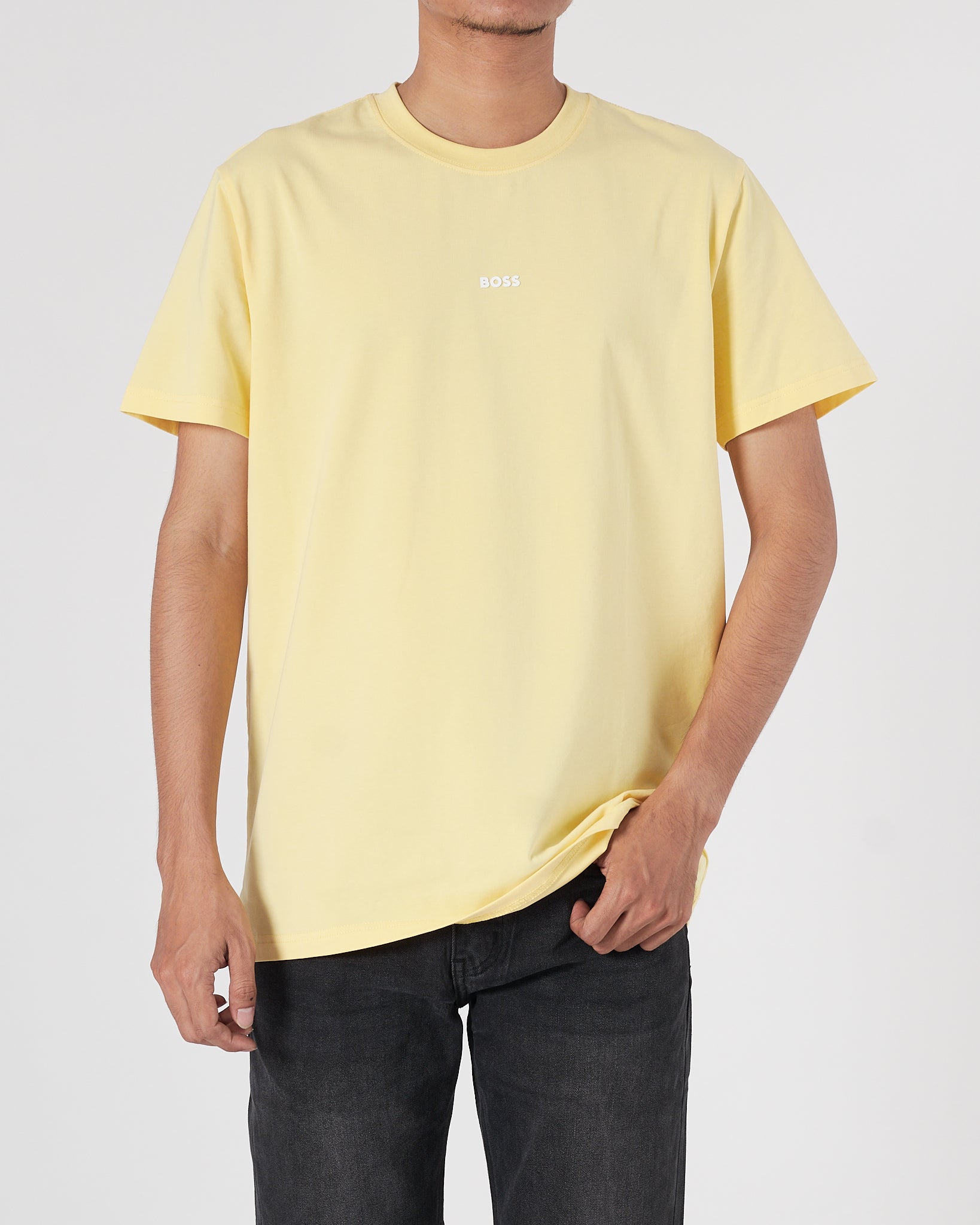 HUG Plain Color Men Men Yellow T-Shirt 13.90