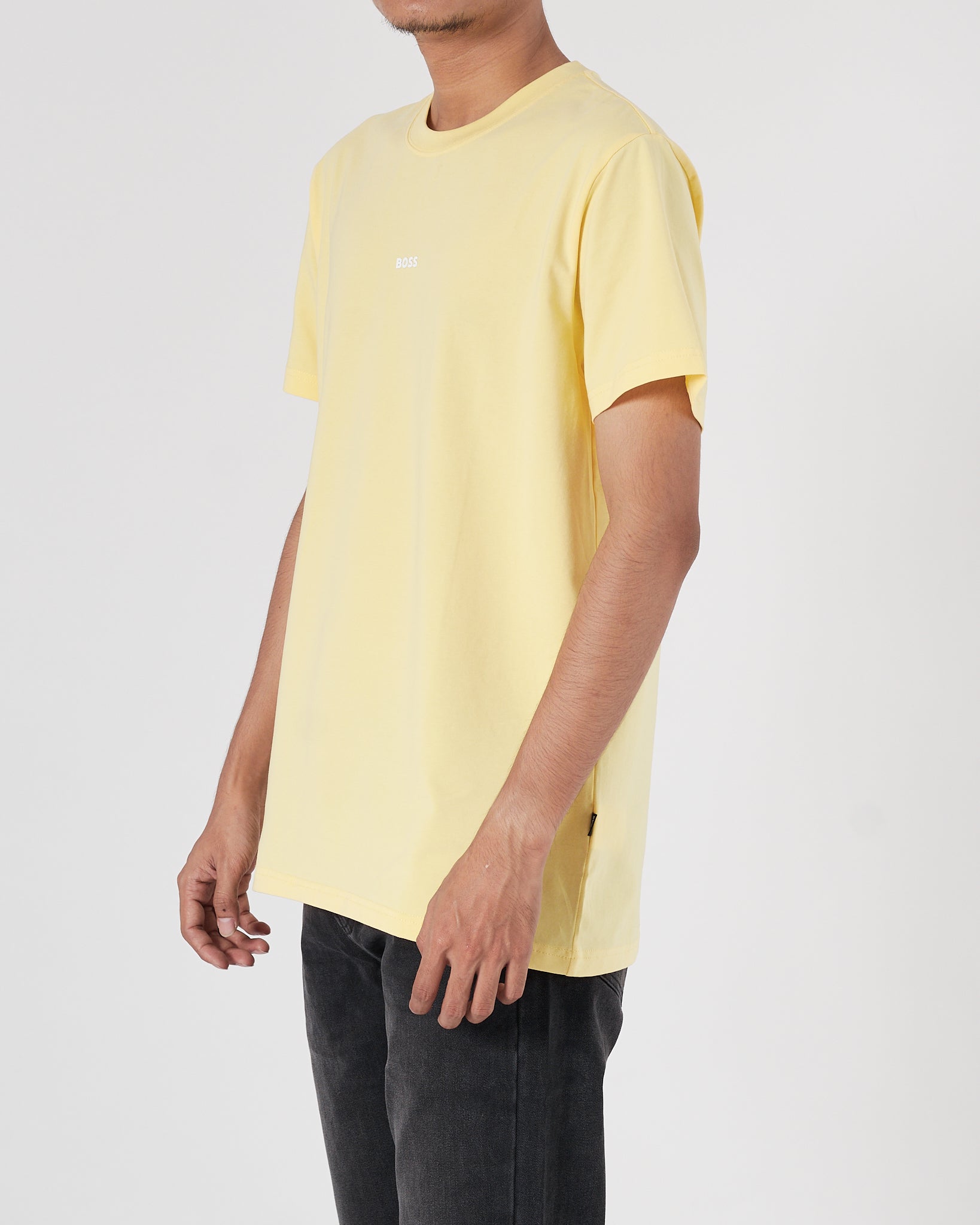 HUG Plain Color Men Men Yellow T-Shirt 13.90