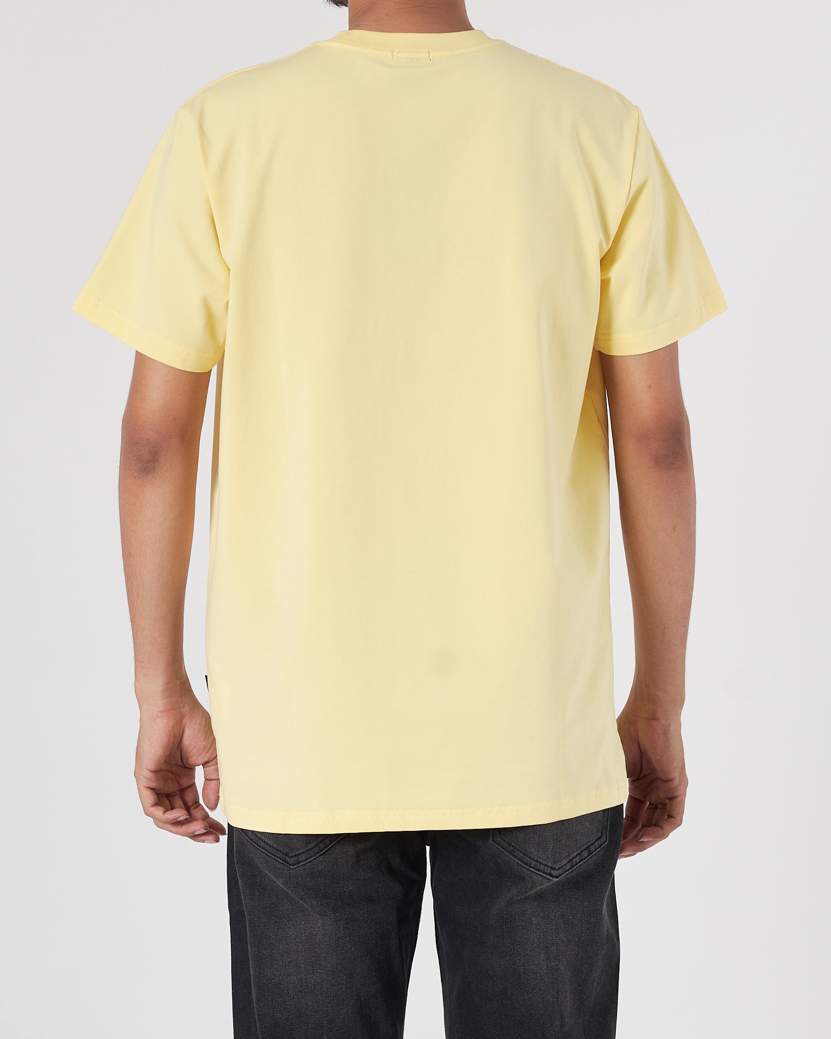 HUG Plain Color Men Men Yellow T-Shirt 13.90