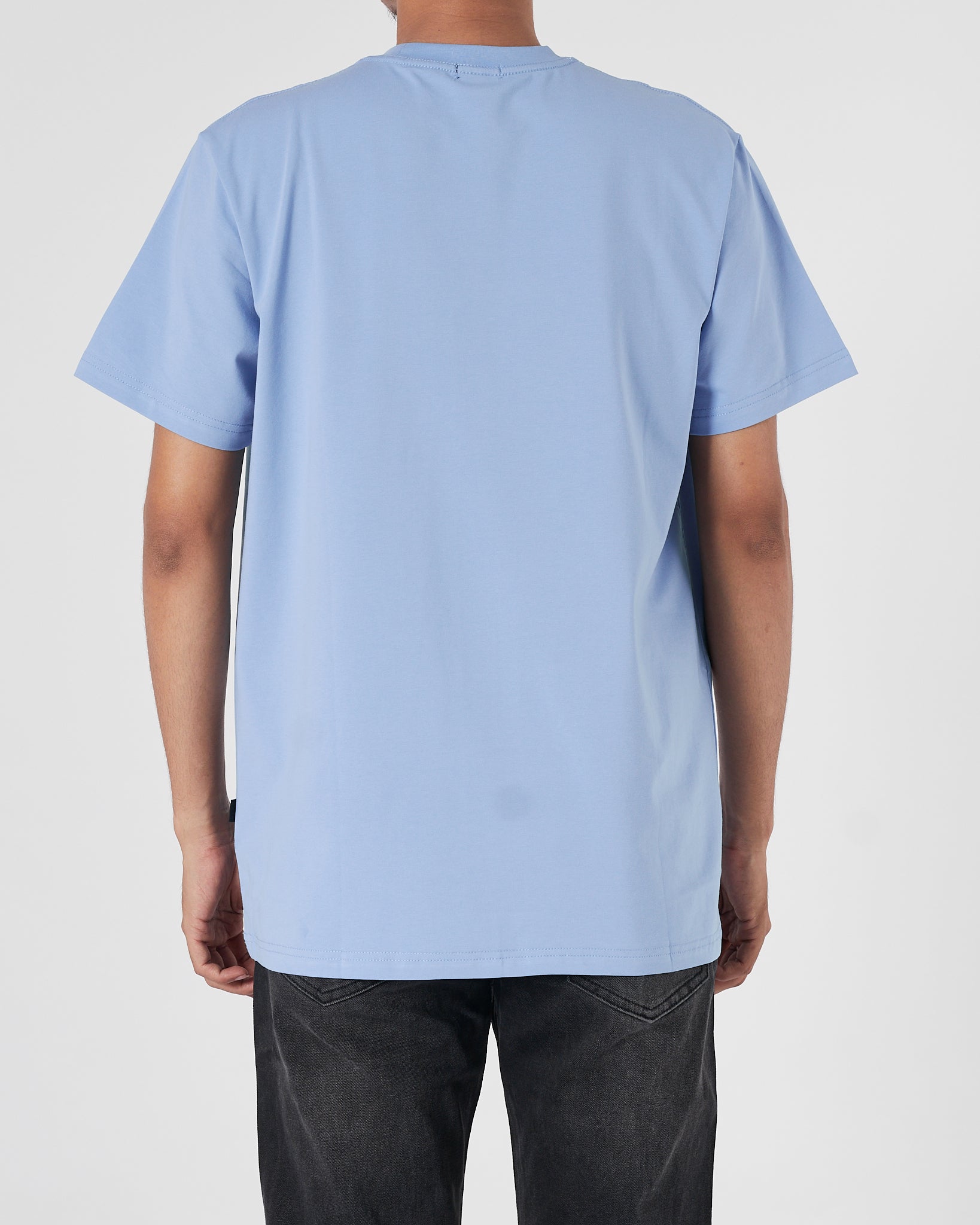 HUG Plain Color Men Men Light Blue T-Shirt 13.90