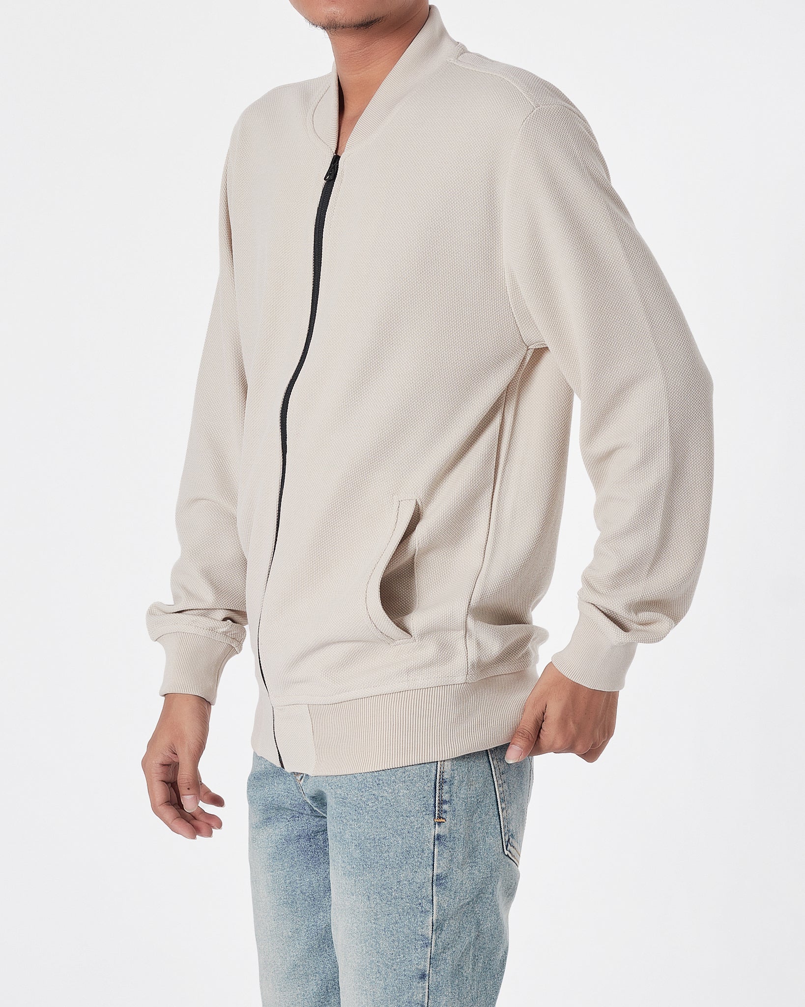 ZAR Plain Color Men Cream Jacket 19.90