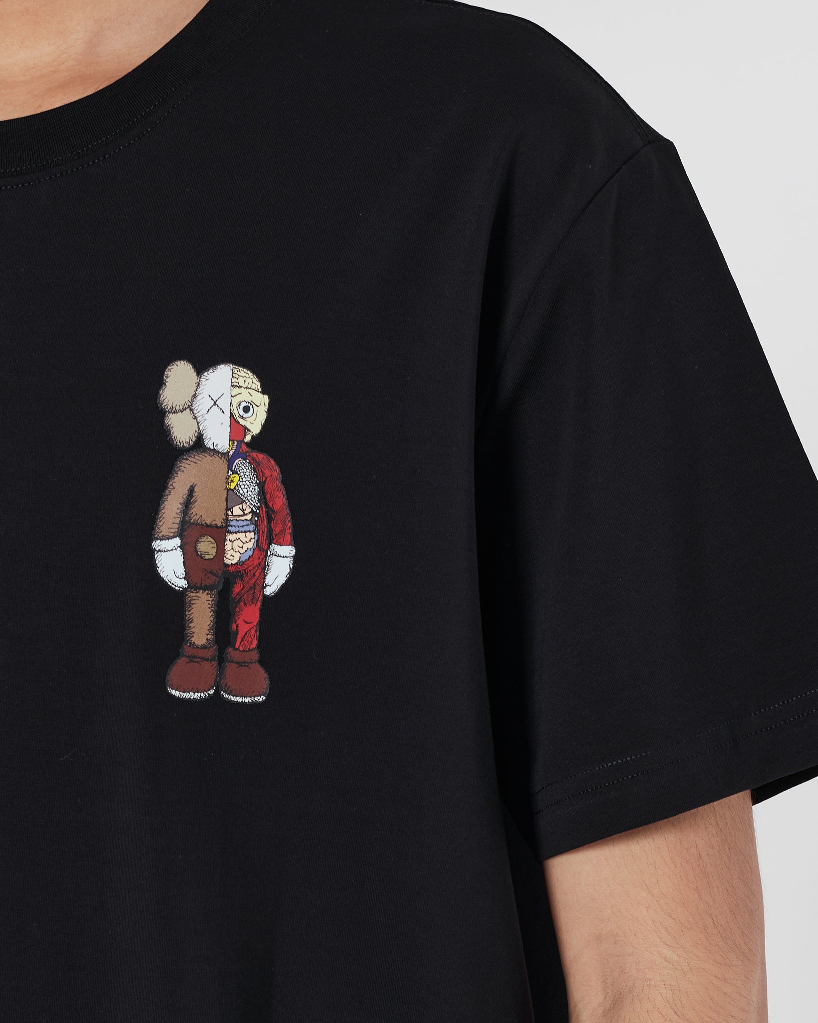 OW X Kaws Men Black T-Shirt 15.90