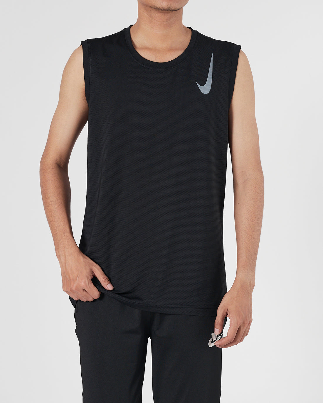 NIK Swooh Logo Printed Men Black Sport Tank Top 11.50