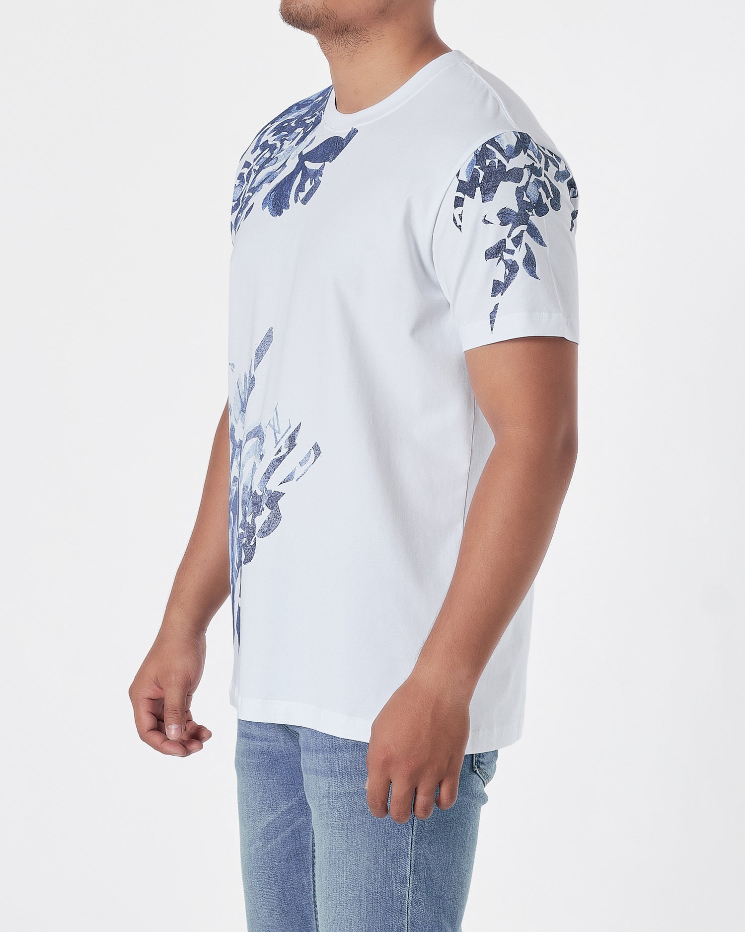 LV Logo Printed Men White T-Shirt 16.90