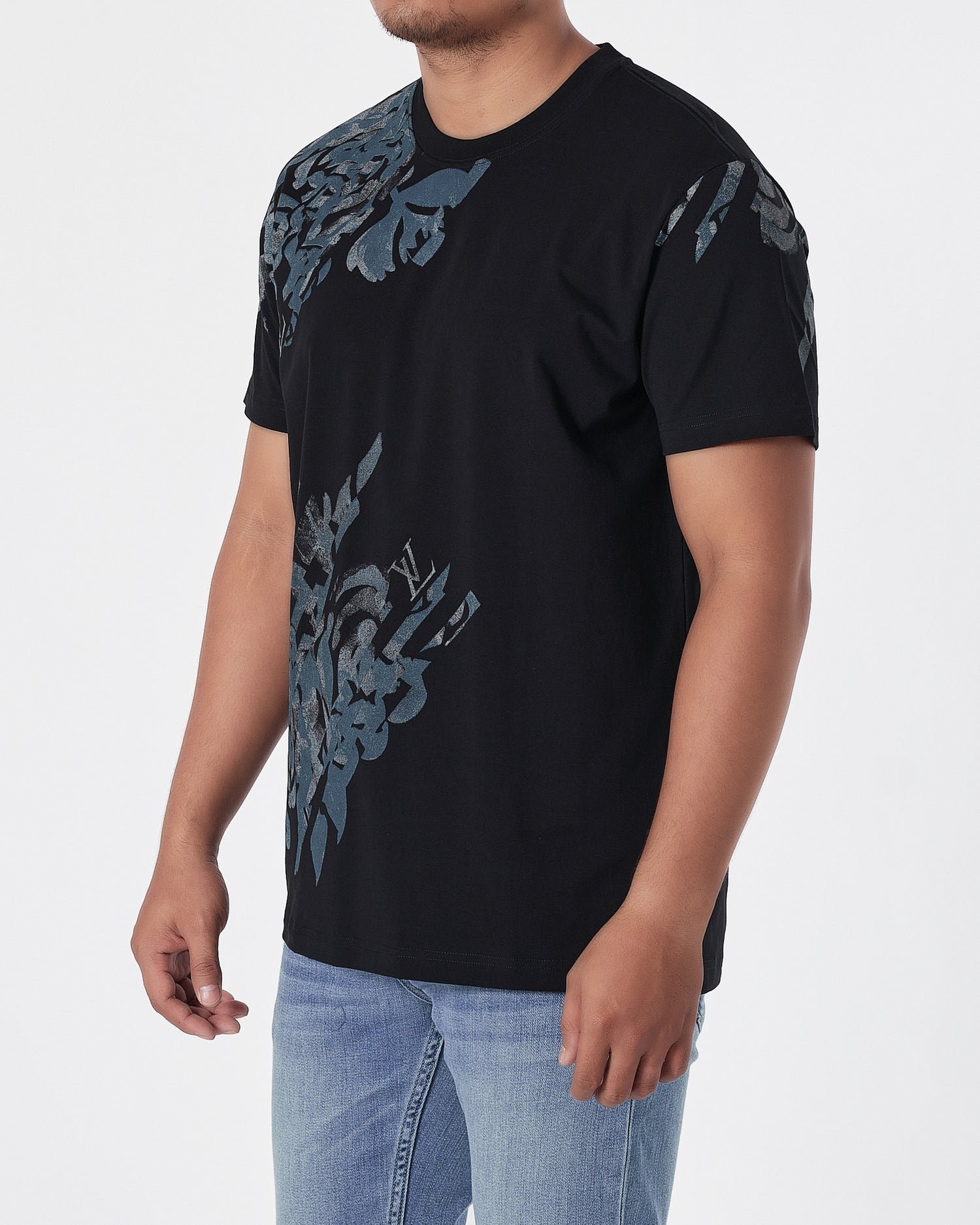 LV Logo Printed Men Black T-Shirt 16.90