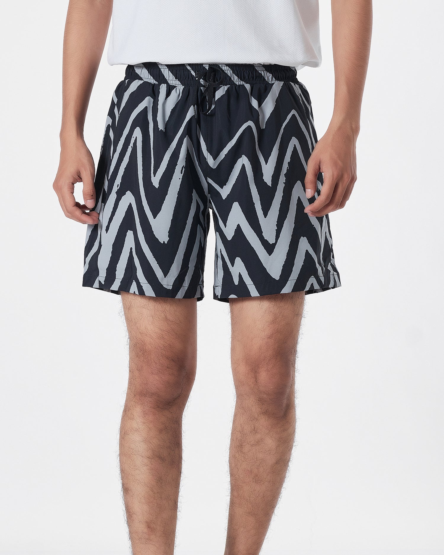 ZAR Wavy Pattern Men Short Swimwear 14.50