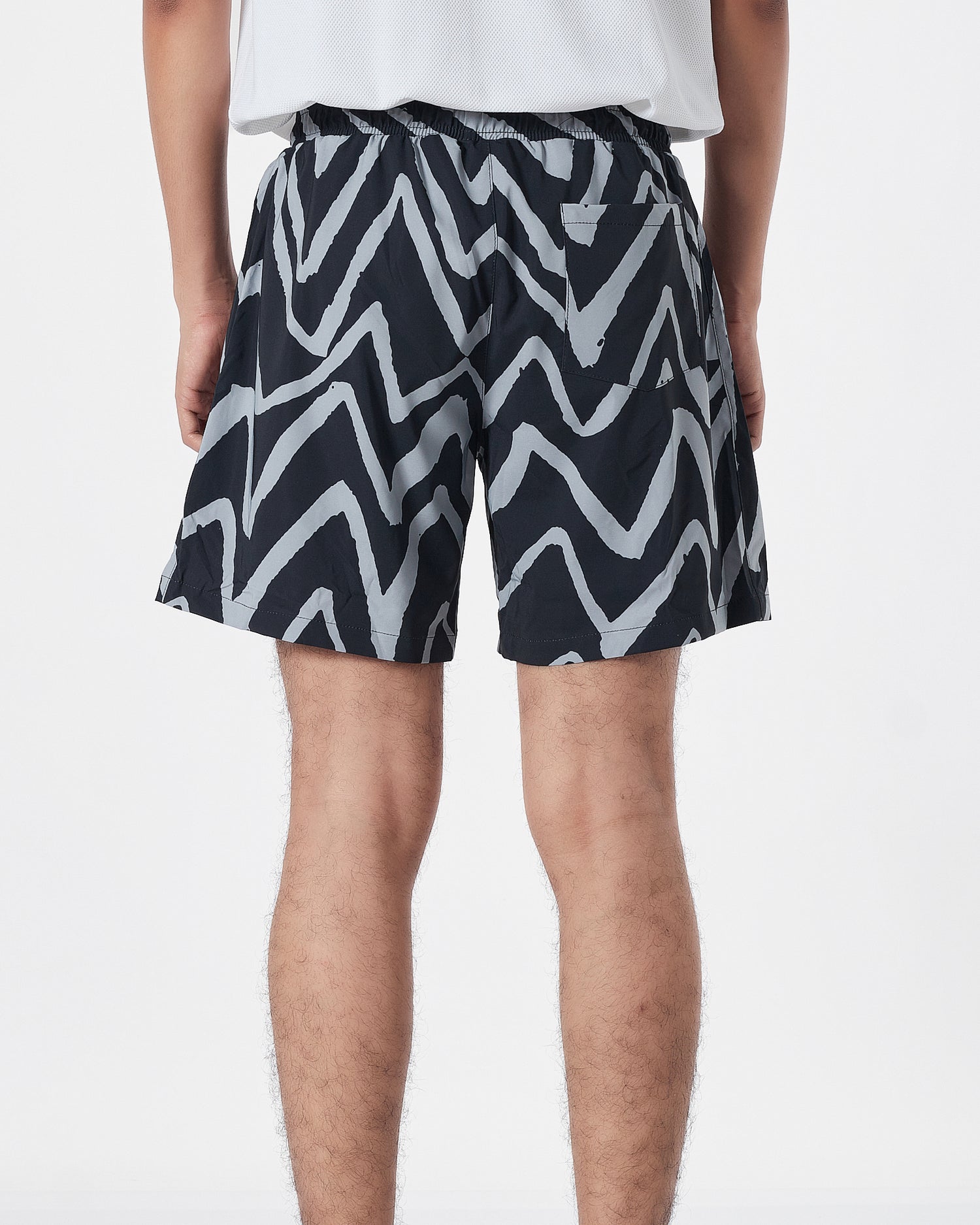 ZAR Wavy Pattern Men Short Swimwear 14.50