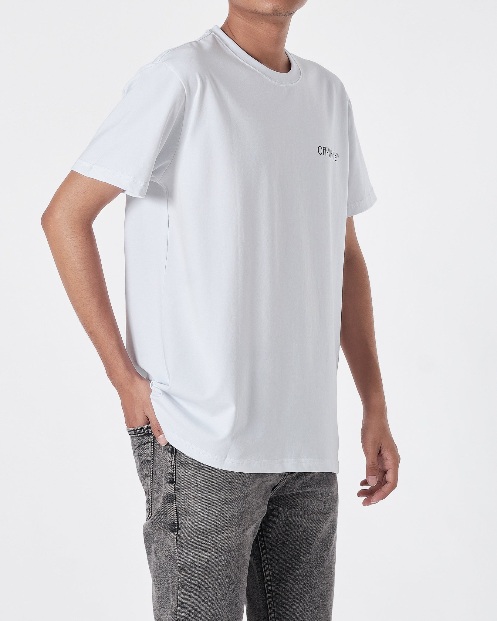 OW Moon Arrow Skate Men White T-Shirt 16.90