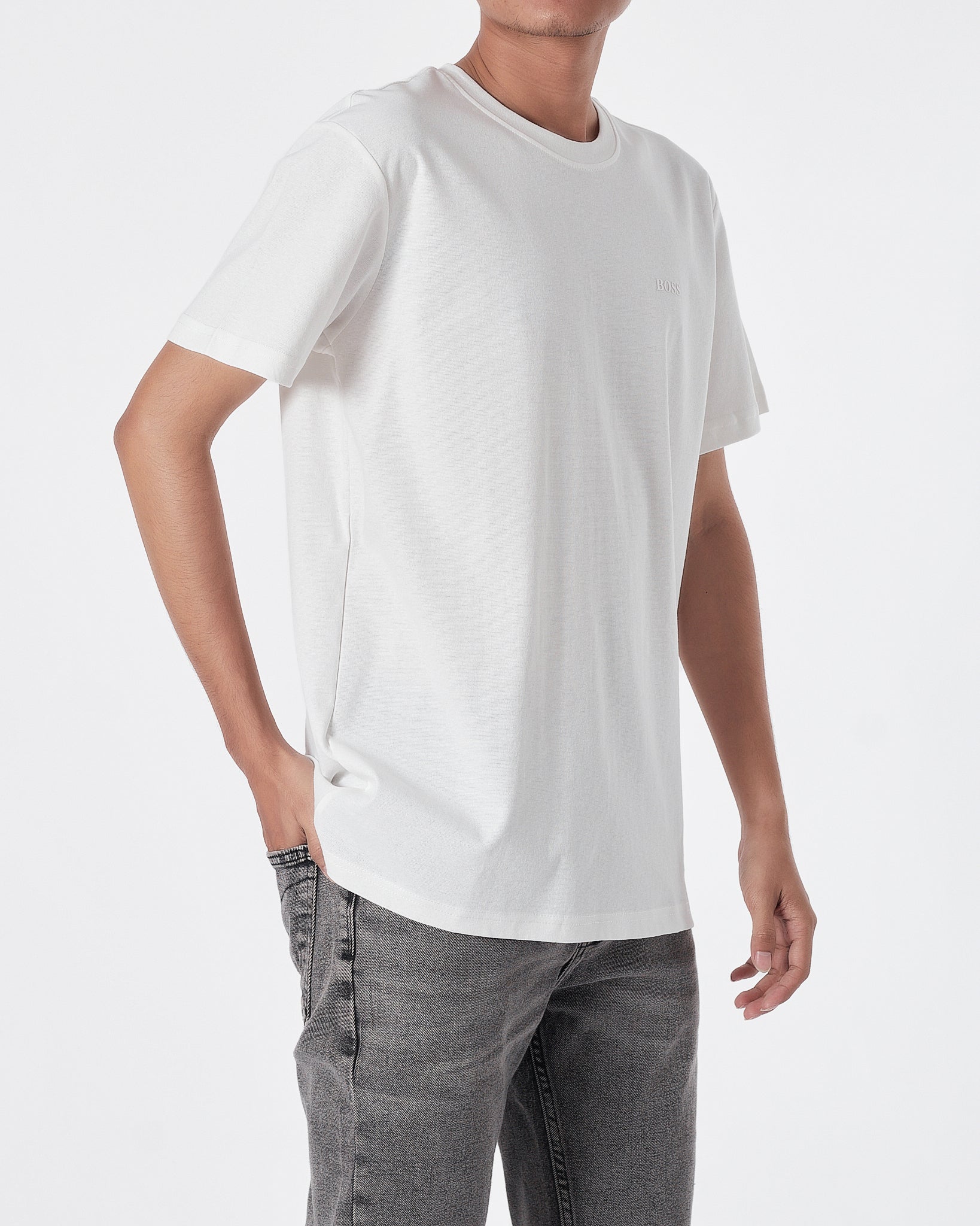 HUG Plain Color Men White T-Shirt 13.90