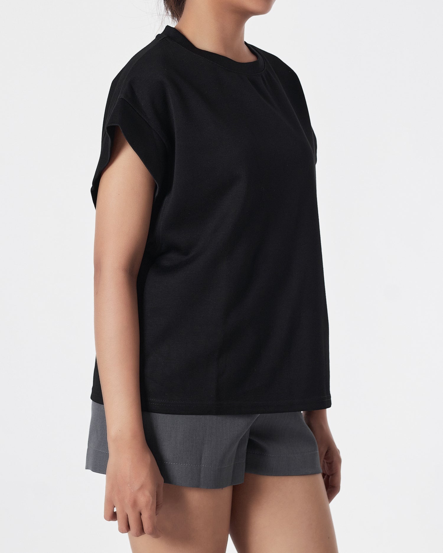 Plain Color Lady Black T-Shirt 11.90