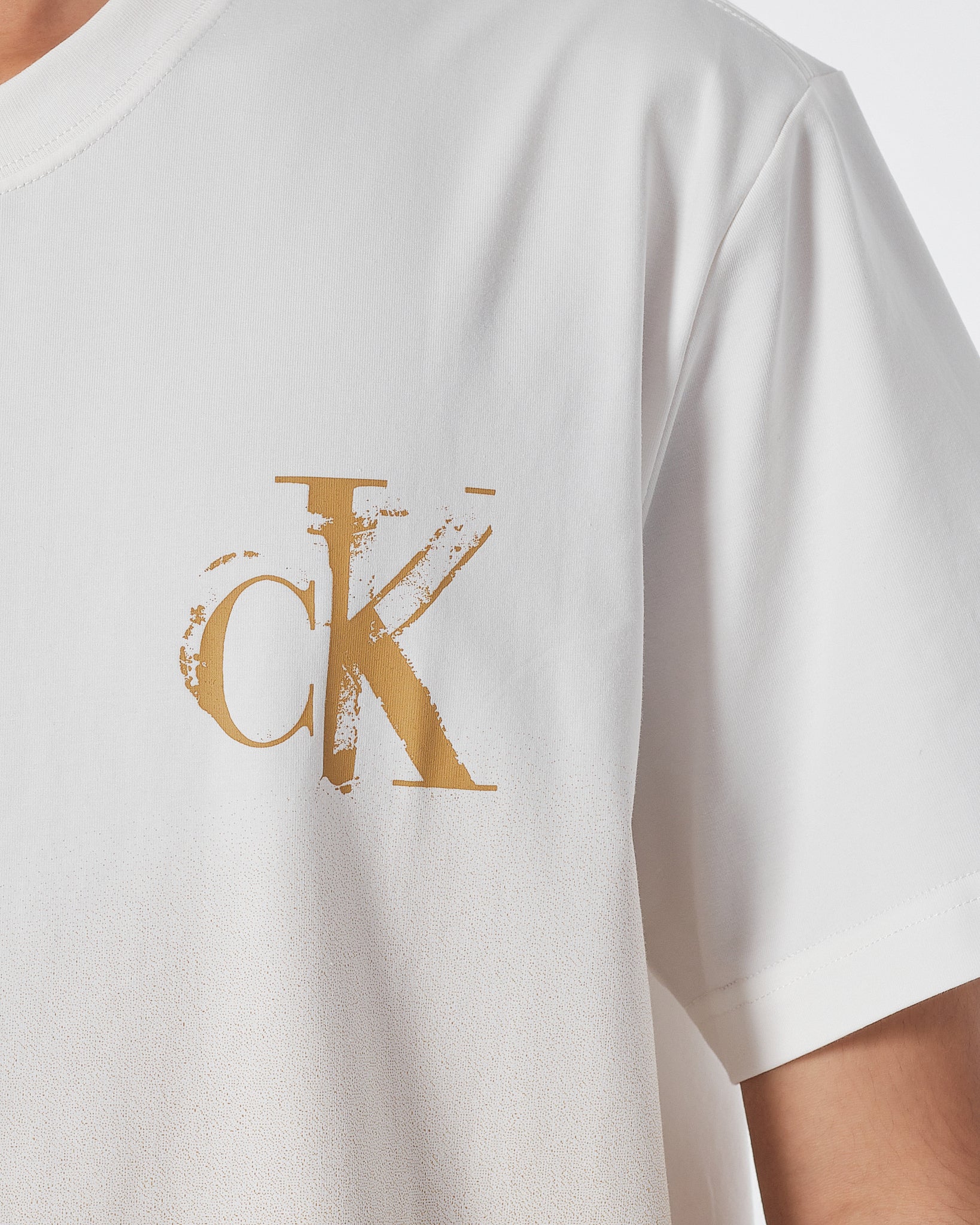 CK Gradient Color Men White T-Shirt 14.90