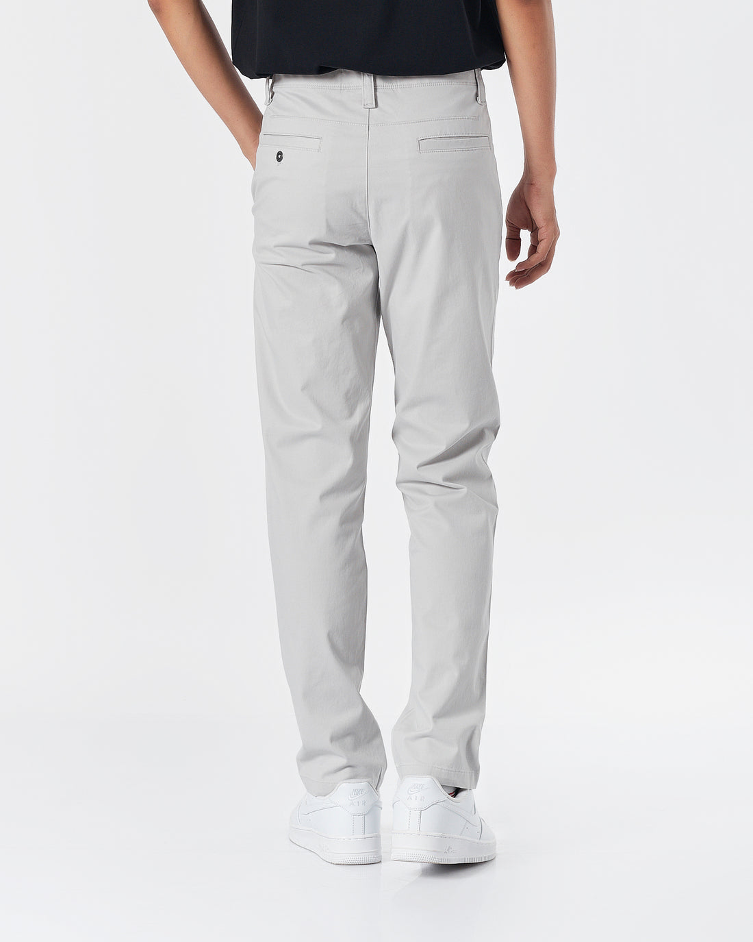 UA White Men Straight Fit Pants 28.90