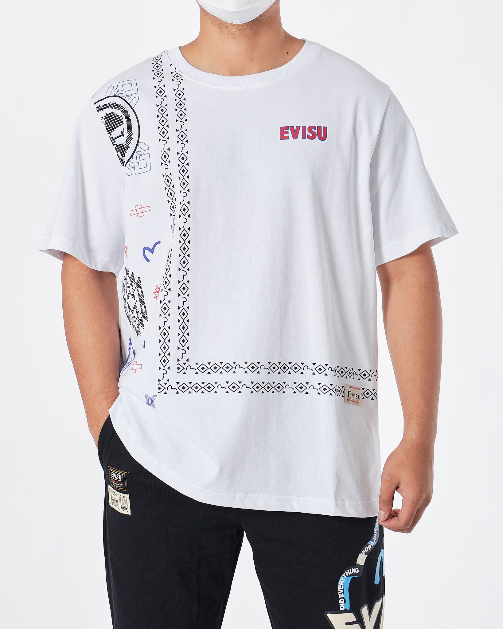 EVI Graffiti Kamon Printed Men White T-Shirt 18.90