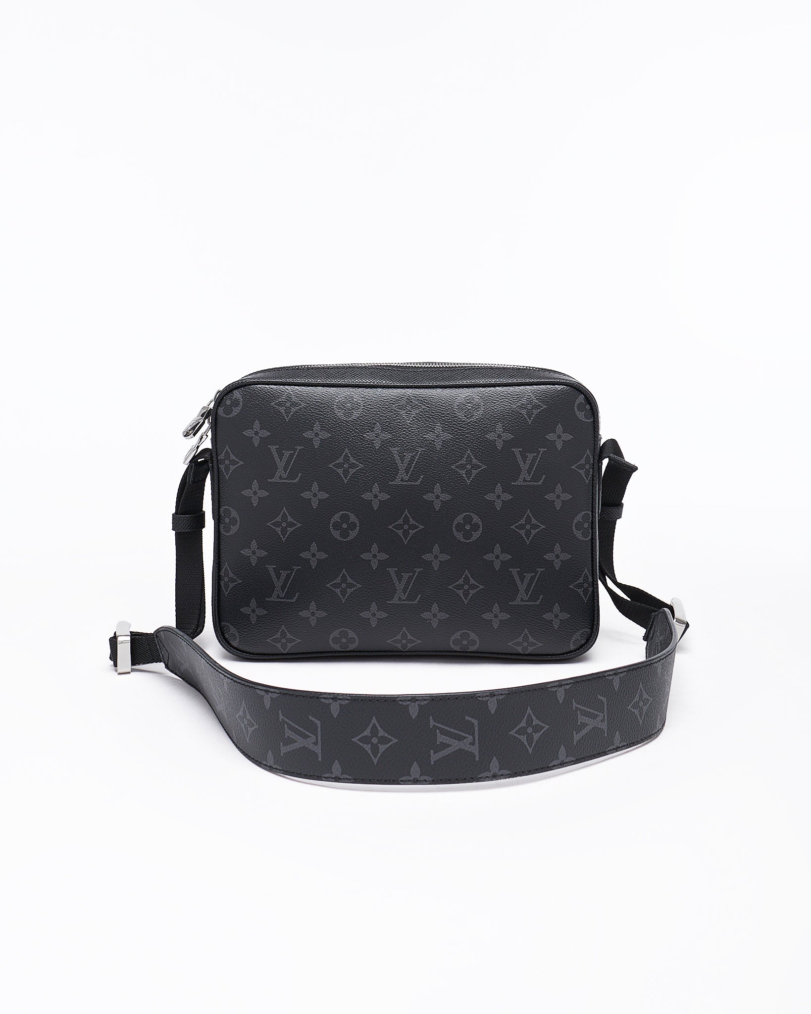 Black lv bag outlet mens