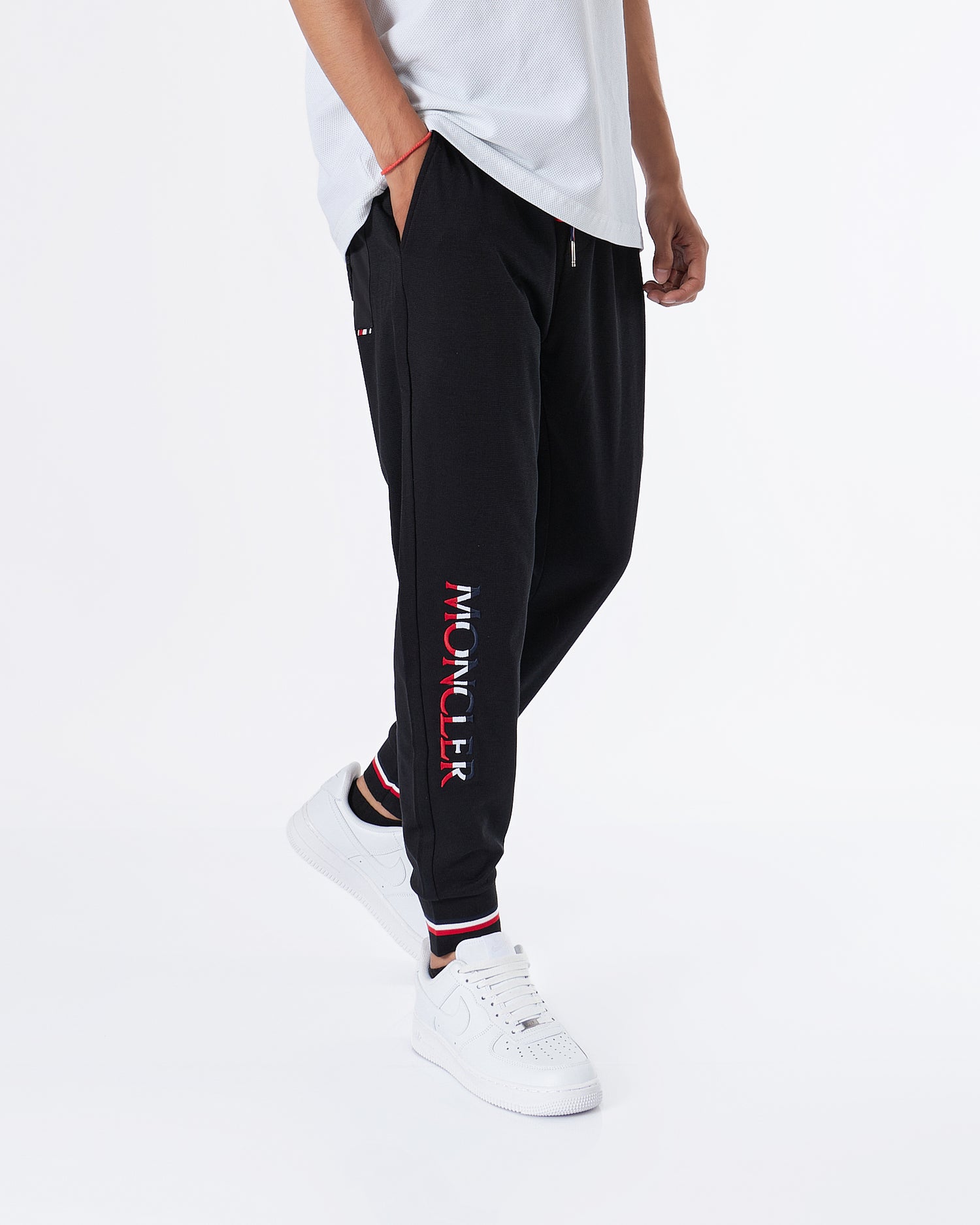 MON Logo Vertical Embroidered Men Black Joggers 68.90