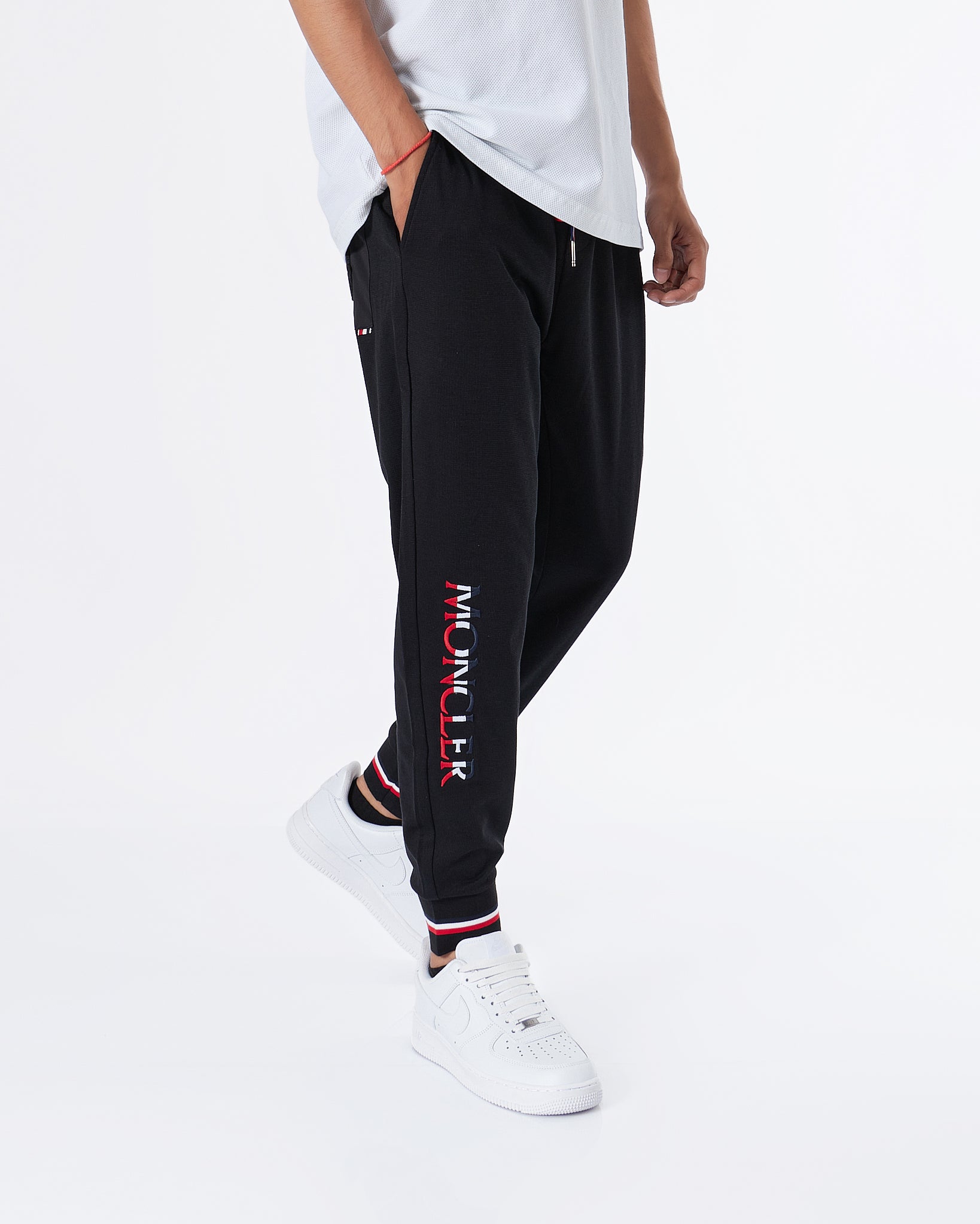 MON Logo Vertical Embroidered Men Black Joggers 68.90