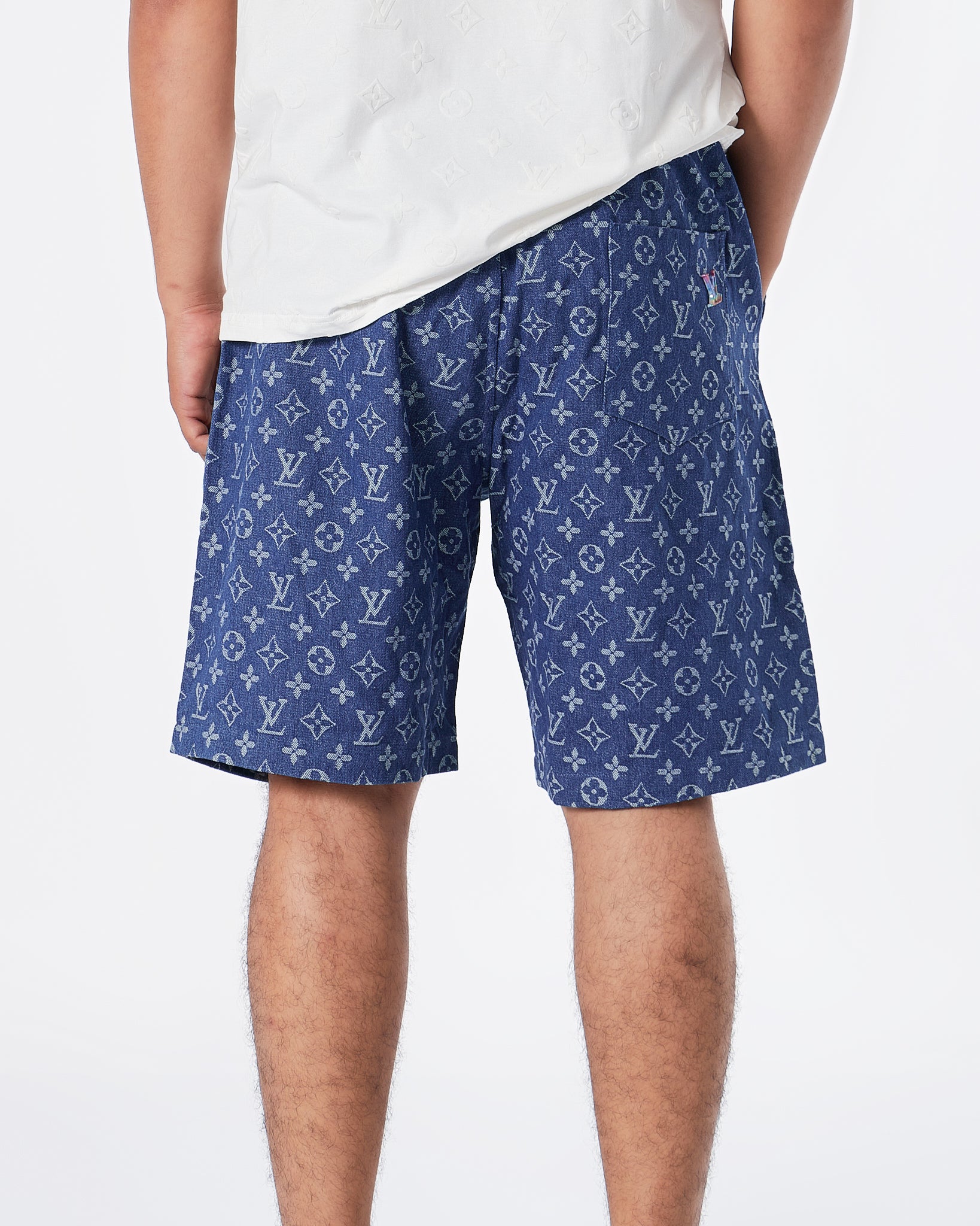 Louis Vuitton Monogram Tile Jogging Shorts Blue. Size 36
