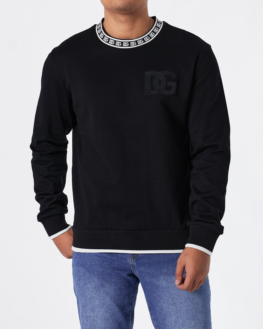 DG Logo Embroidered Men Black  Sweater 84.90