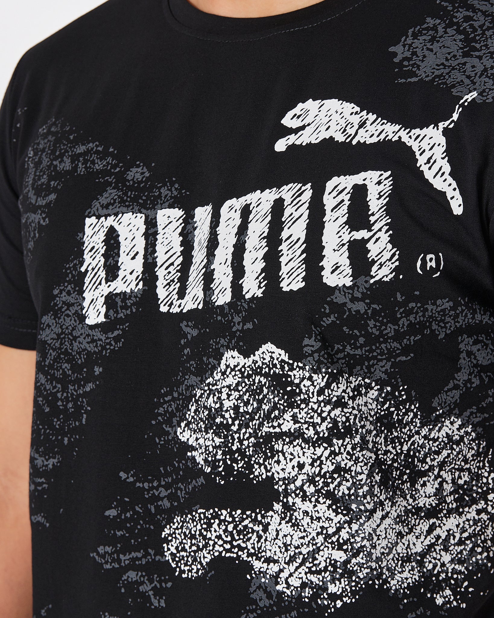 PUM Faded Color Men Black T-Shirt 14.90