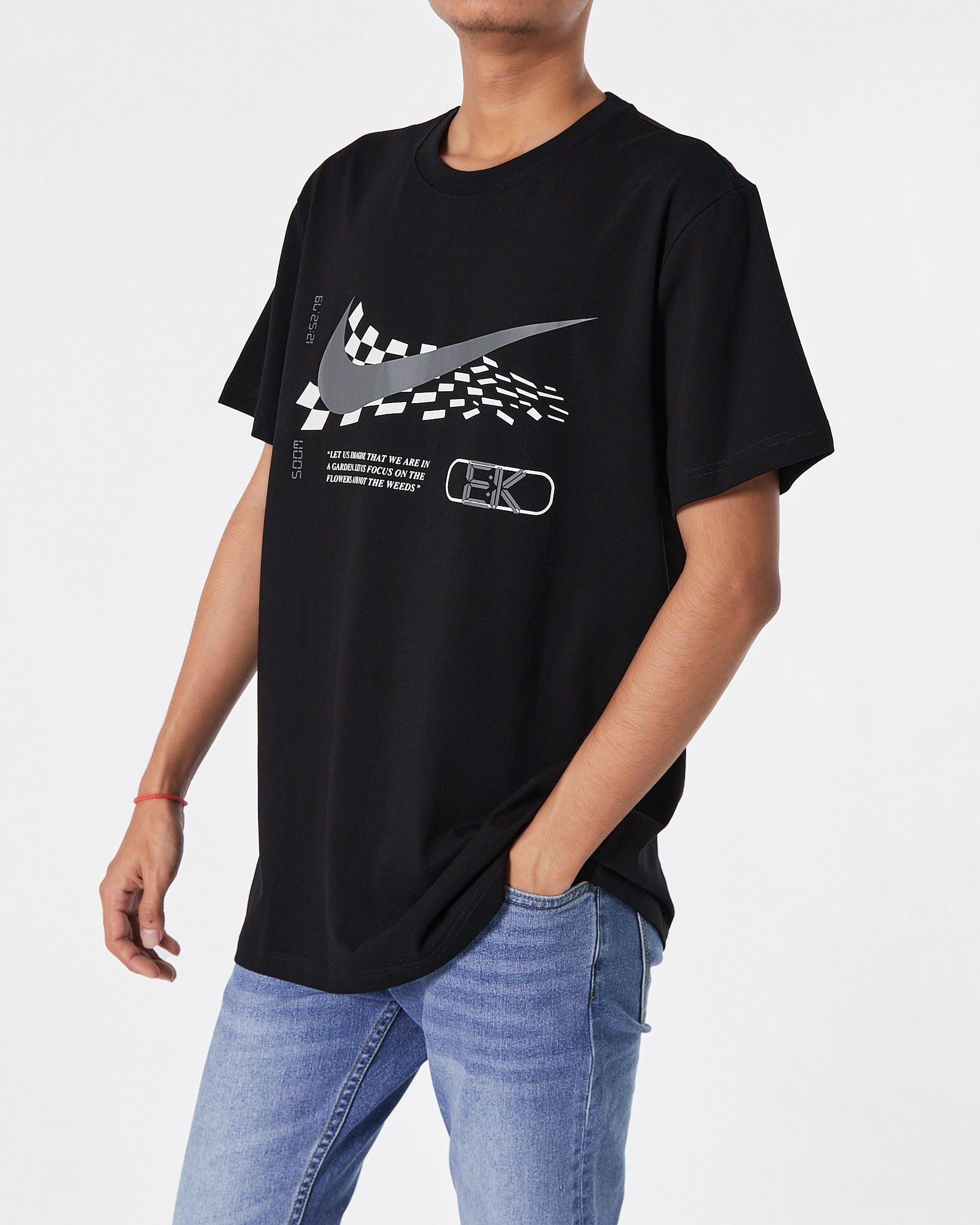 NIK Swooh Logo Printed Men Black T-Shirt 16.90