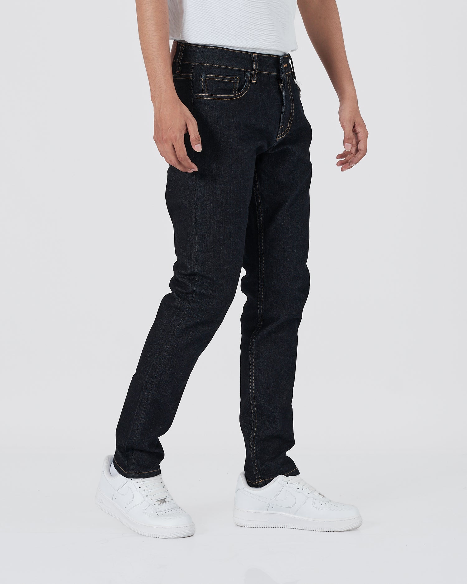 ARM Men Dark Blue Slim Fit Jeans 23.90