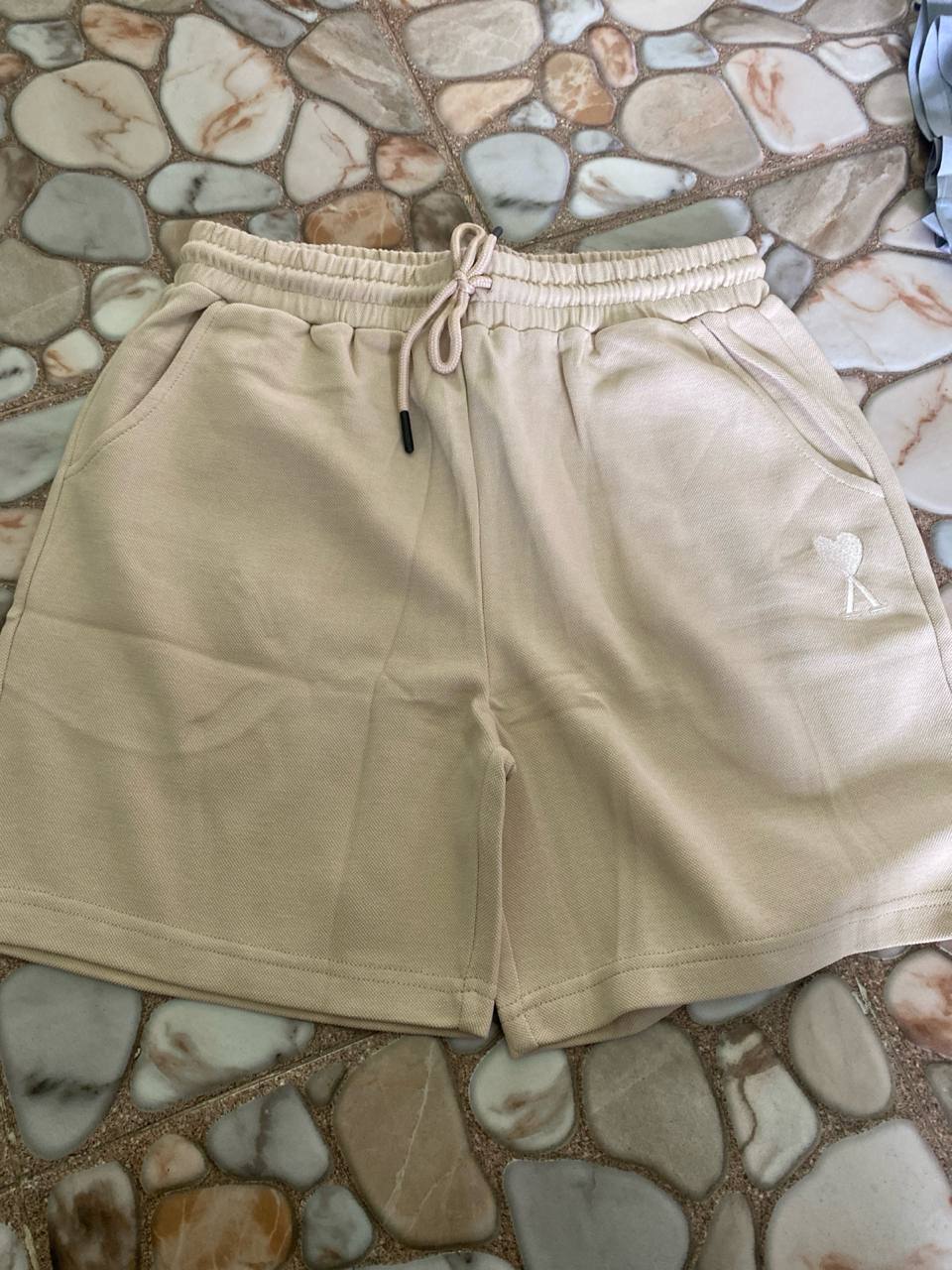 AMI Men Short Embroidered 16.90