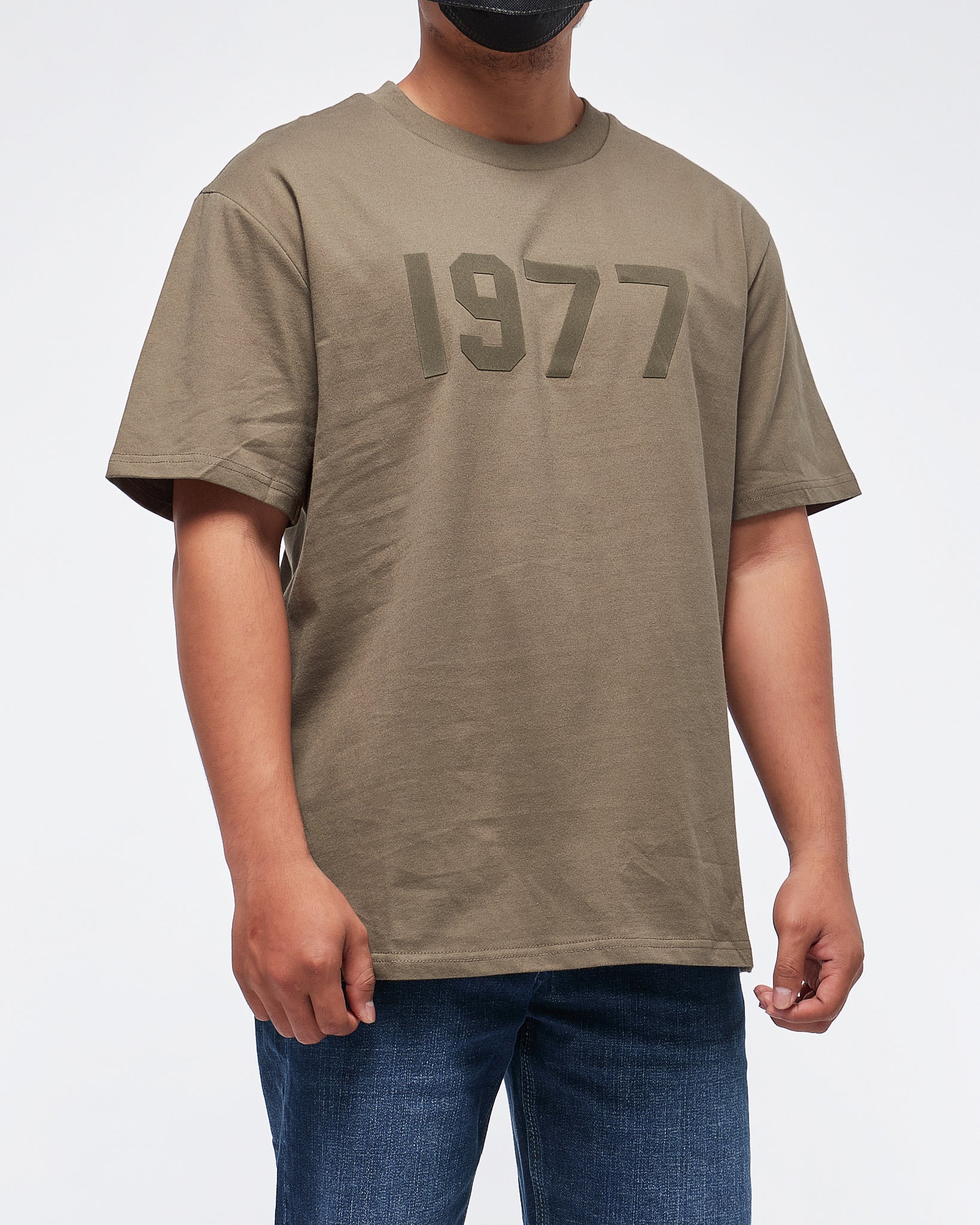 MOI OUTFIT-1977 Printed Men T-Shirt 15.90