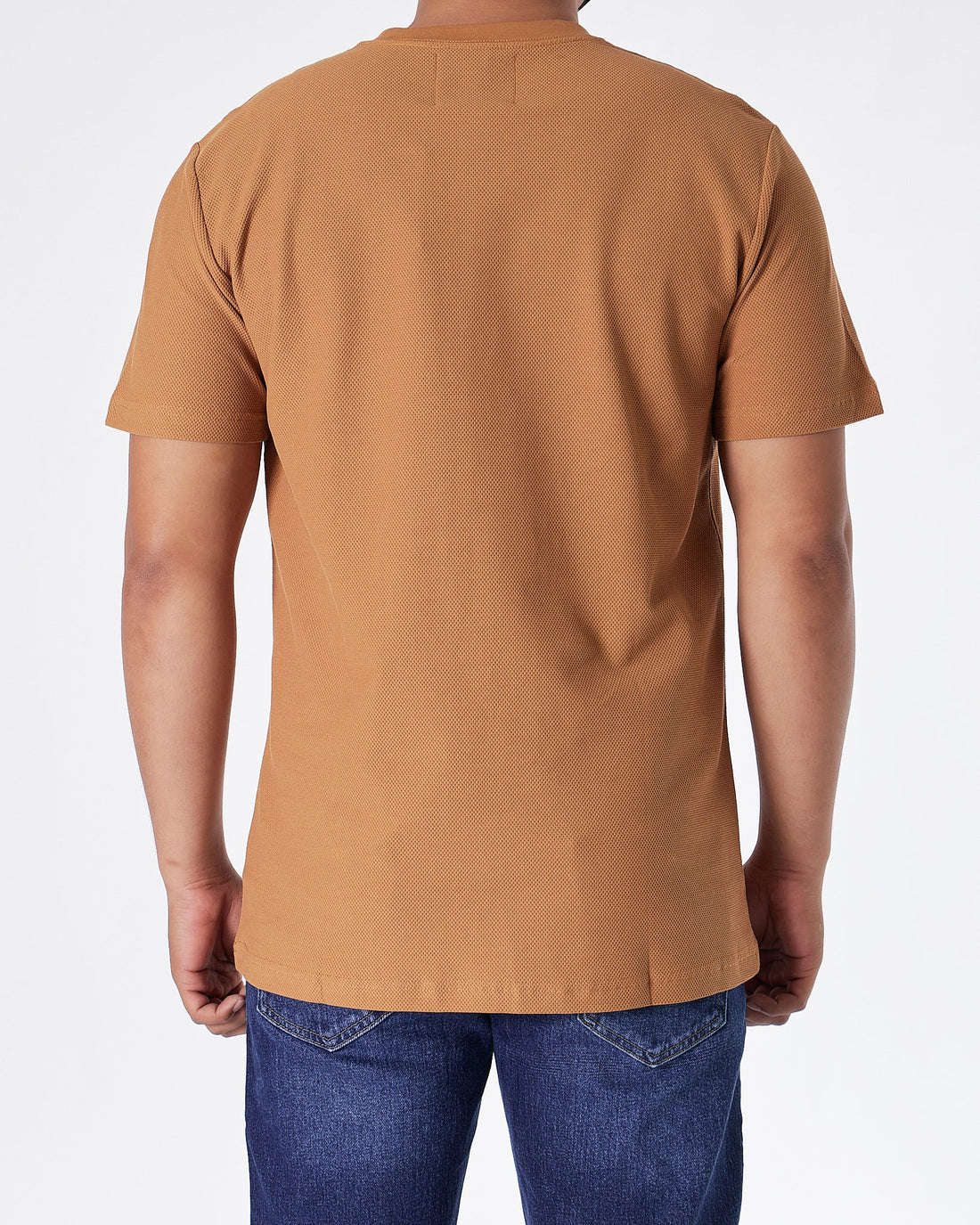 MOI OUTFIT-ABA Solid Color Comfort Men Brown T-Shirt 14.90