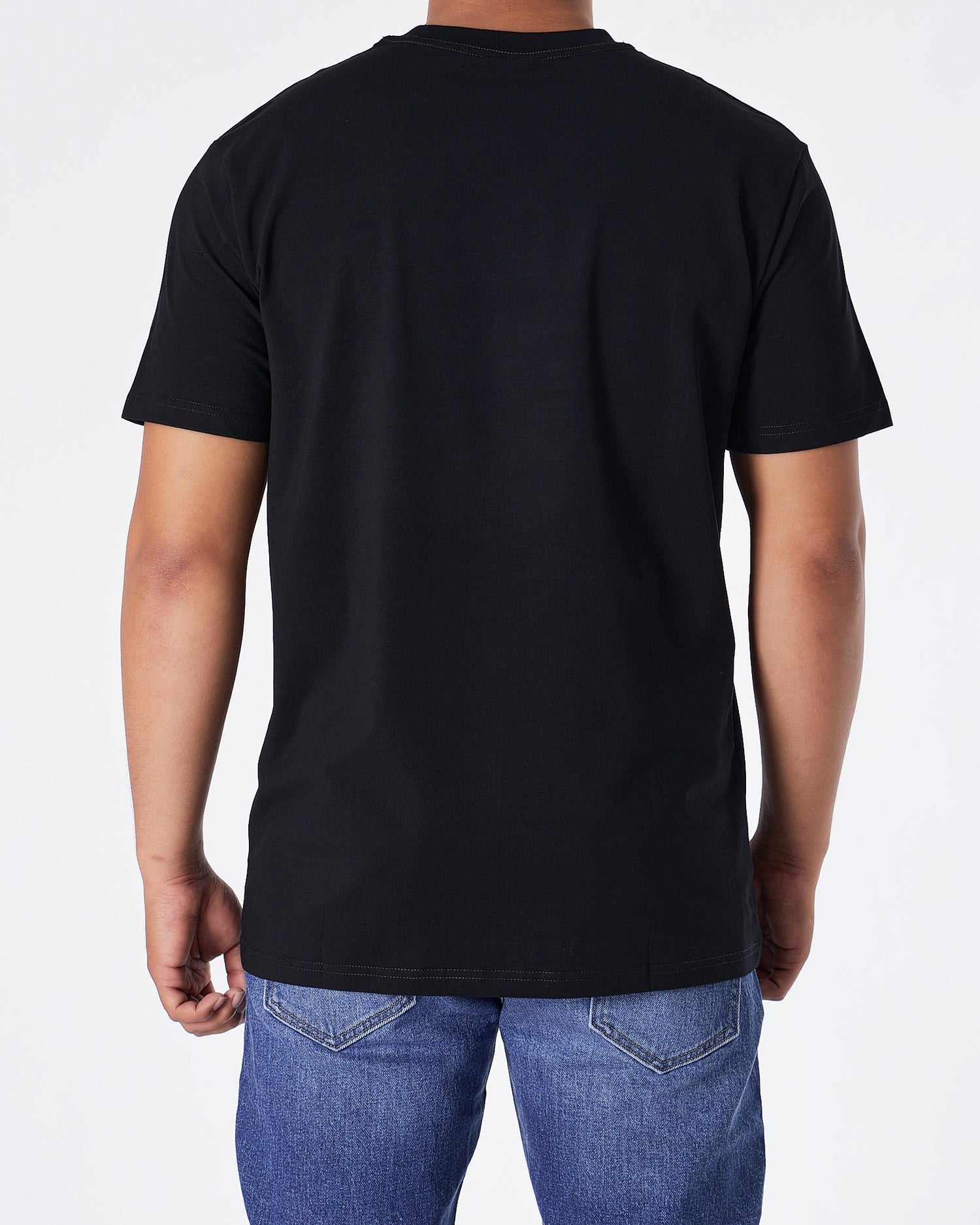 MOI OUTFIT-AD Emboss Men Black T-Shirt 16.90